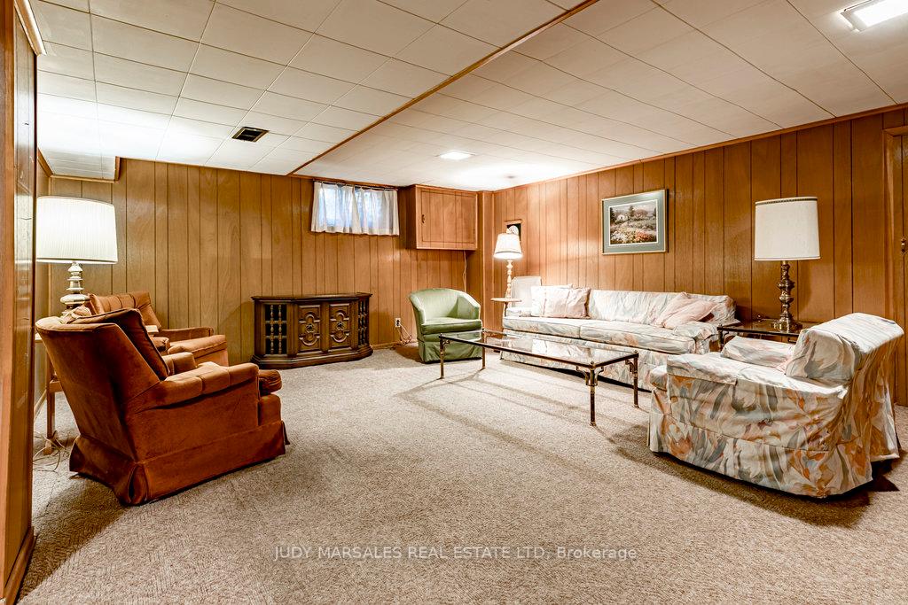 Photo 29 of 45 West 4th Street, Hamilton, Bonnington — HOMEH