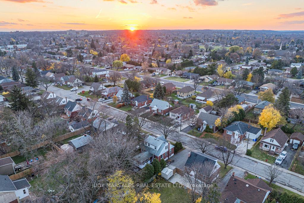 Photo 37 of 45 West 4th Street, Hamilton, Bonnington — HOMEH