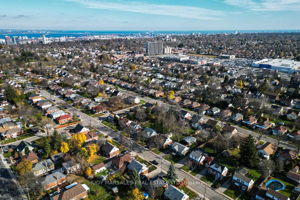 Photo 39 of 45 West 4th Street, Hamilton, Bonnington — HOMEH