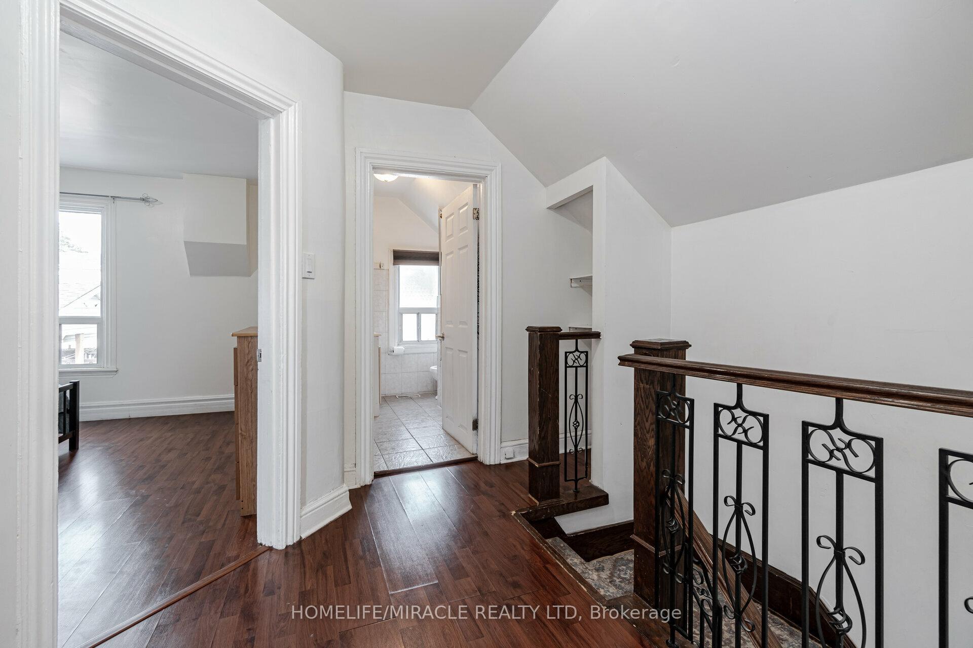 Photo 18 of 434 Ferguson Avenue N, Hamilton, North End — HOMEH