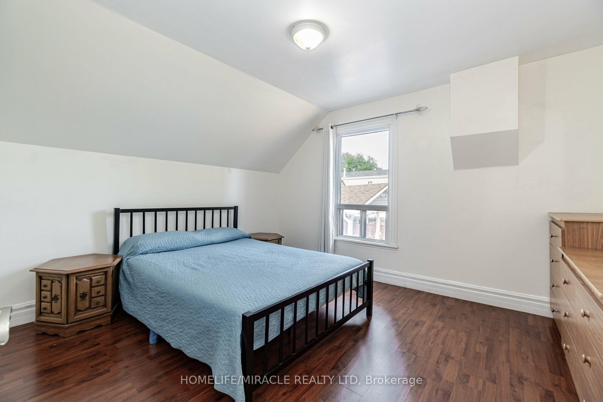 Photo 19 of 434 Ferguson Avenue N, Hamilton, North End — HOMEH