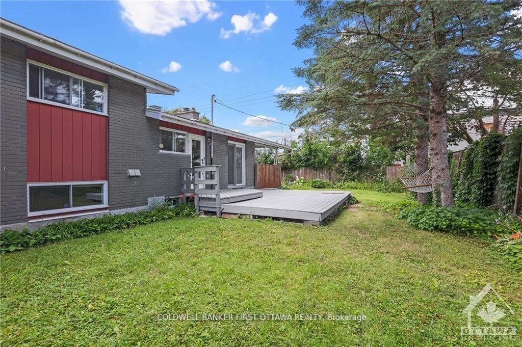 Photo 2 of 27 Hogan Street, Ottawa, Borden Farm/Stewart Farm/Carleton Heights/Parkwood Hills — HOMEH