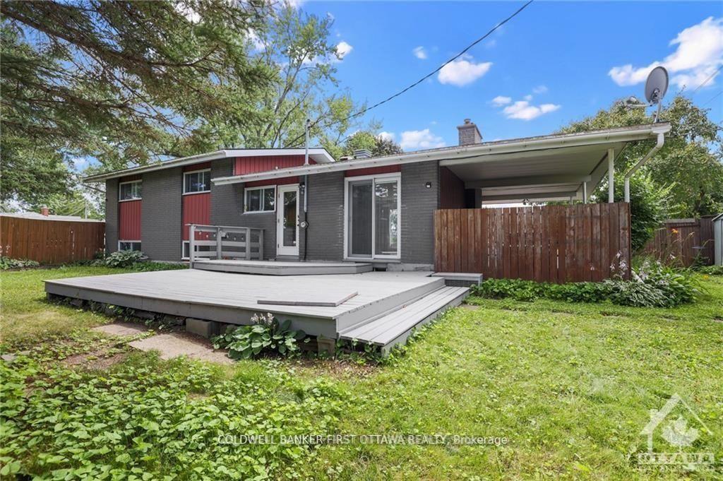 Photo 3 of 27 Hogan Street, Ottawa, Borden Farm/Stewart Farm/Carleton Heights/Parkwood Hills — HOMEH
