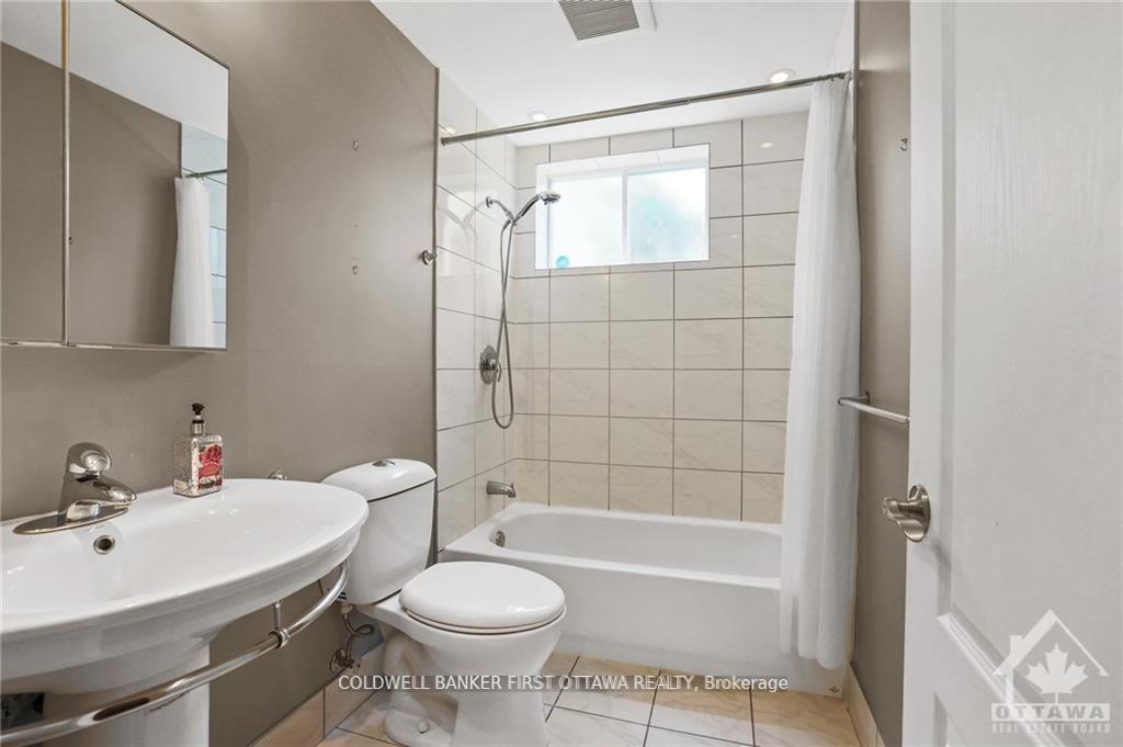 Photo 6 of 27 Hogan Street, Ottawa, Borden Farm/Stewart Farm/Carleton Heights/Parkwood Hills — HOMEH