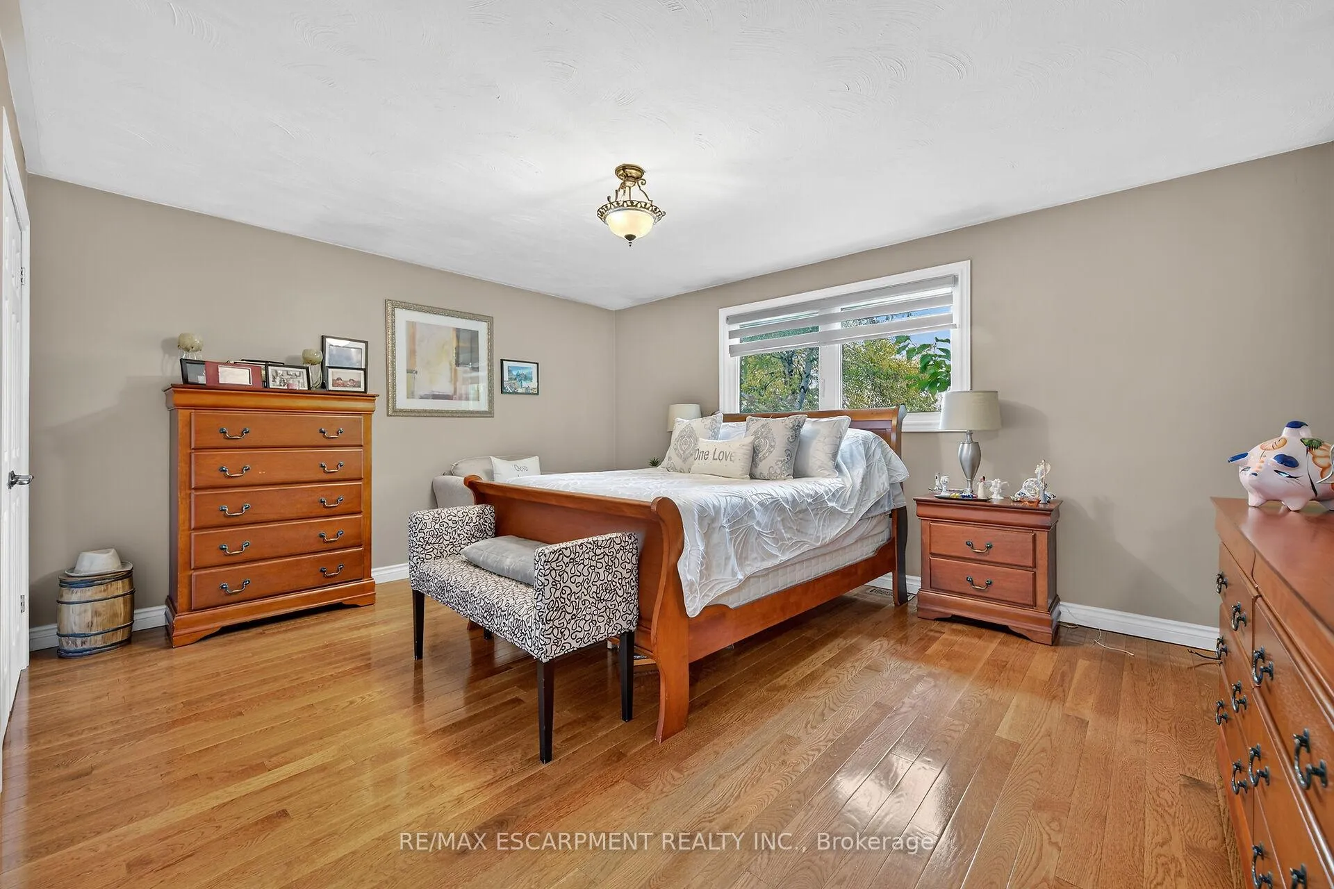Photo 19 of 477 Lynden Road, Brantford — HOMEH
