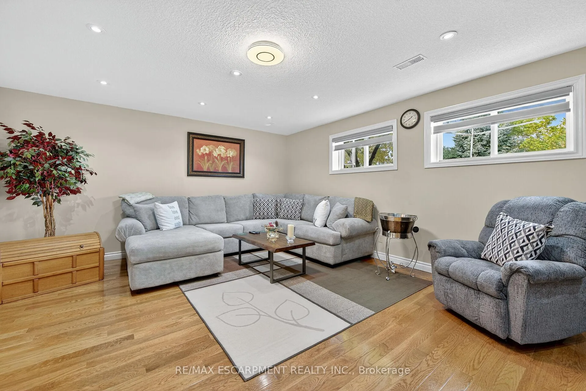 Photo 22 of 477 Lynden Road, Brantford — HOMEH
