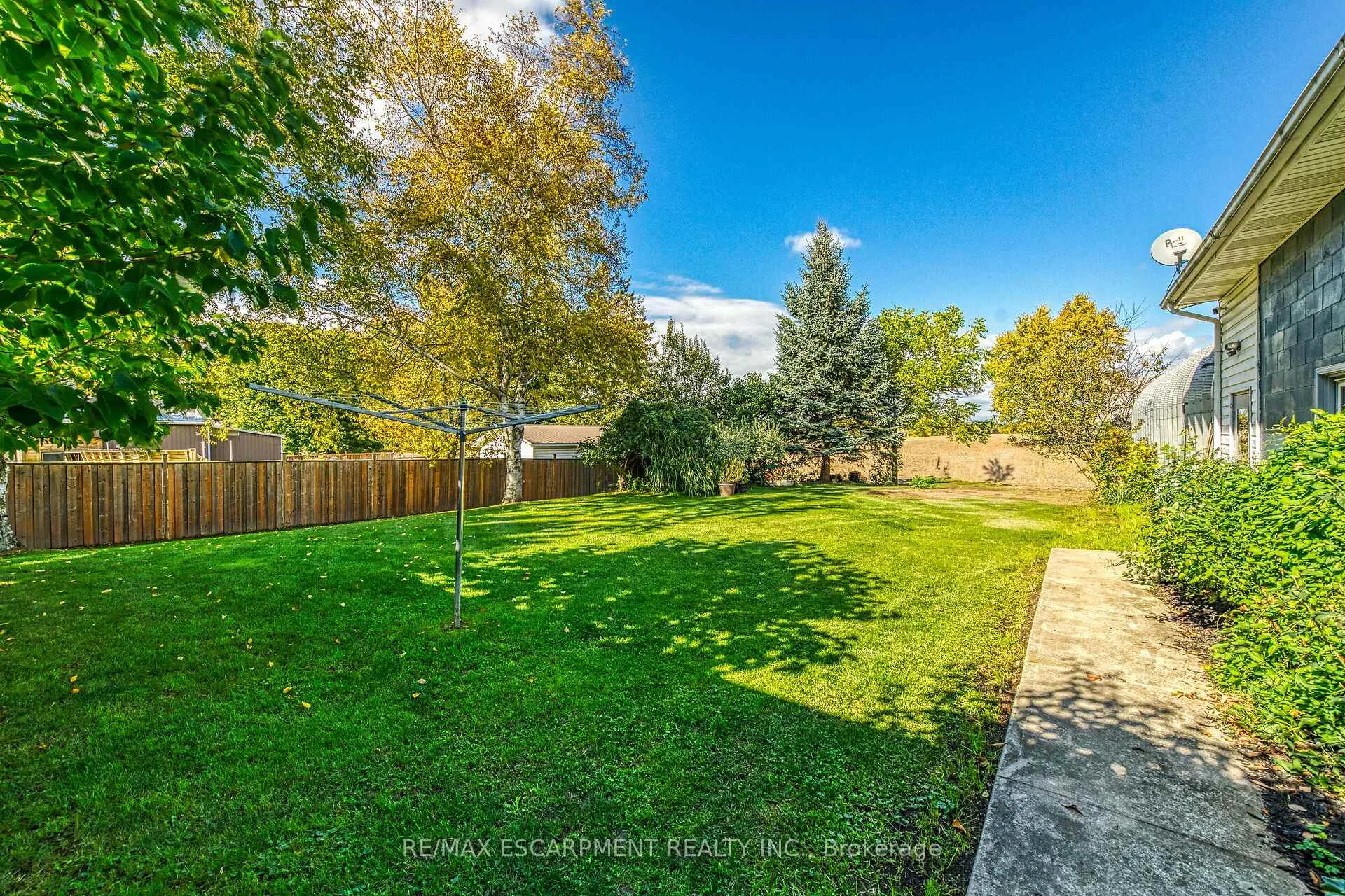 Photo 35 of 477 Lynden Road, Brantford — HOMEH