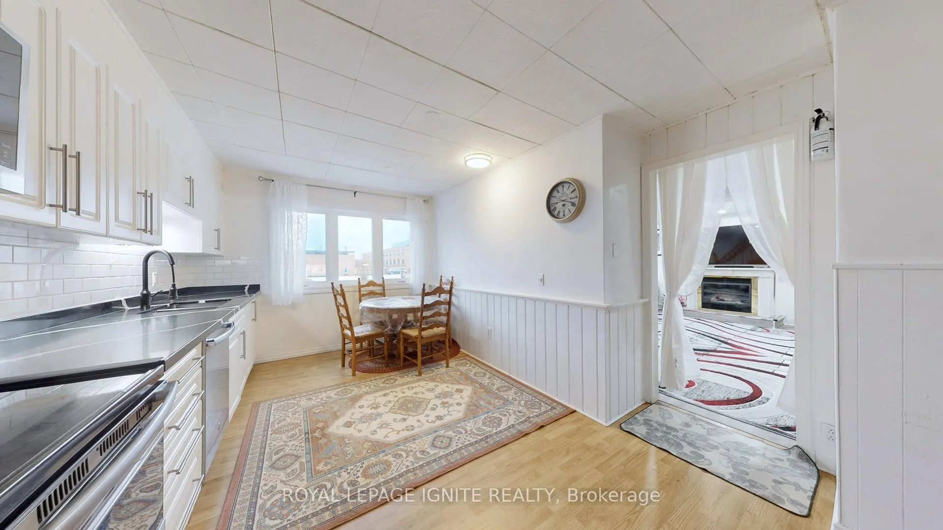 Photo 12 of 48 Moberly Street, Collingwood — HOMEH