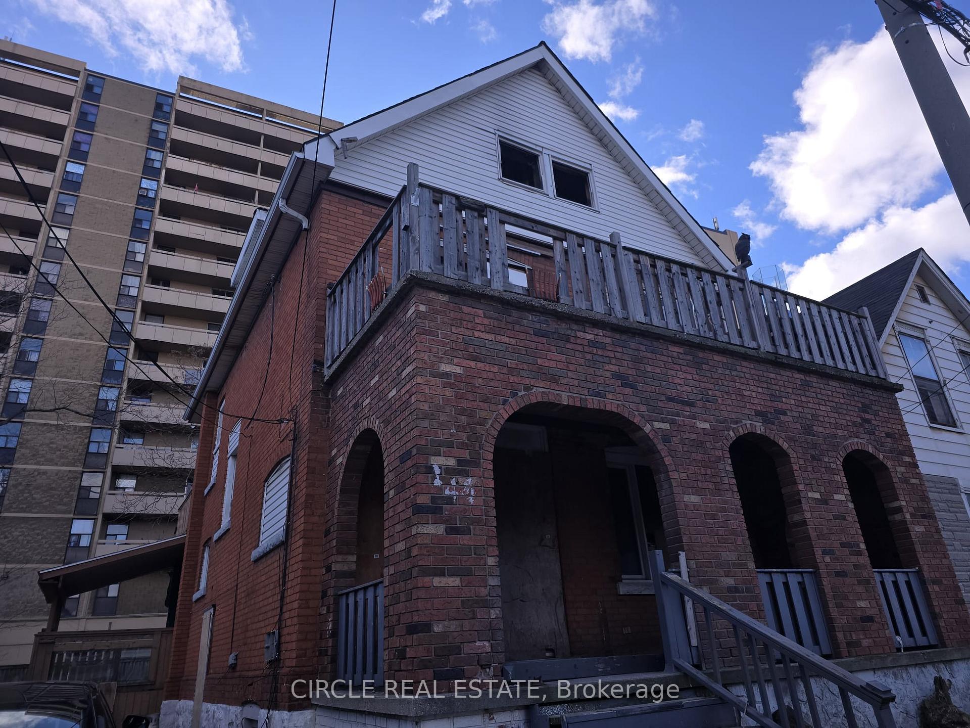 Photo 3 of 14 Huron Street, Hamilton, Gibson — HOMEH