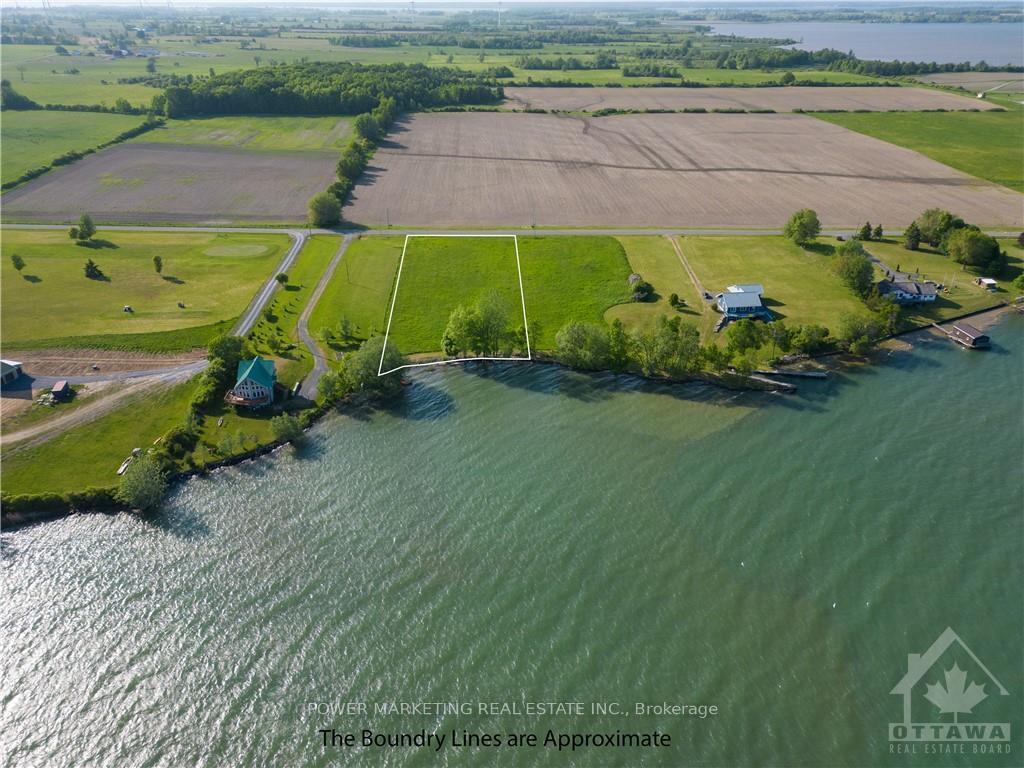 Photo 7 of Unit 2, 161 Carpenters Point Road, Frontenac Islands, The Islands — HOMEH