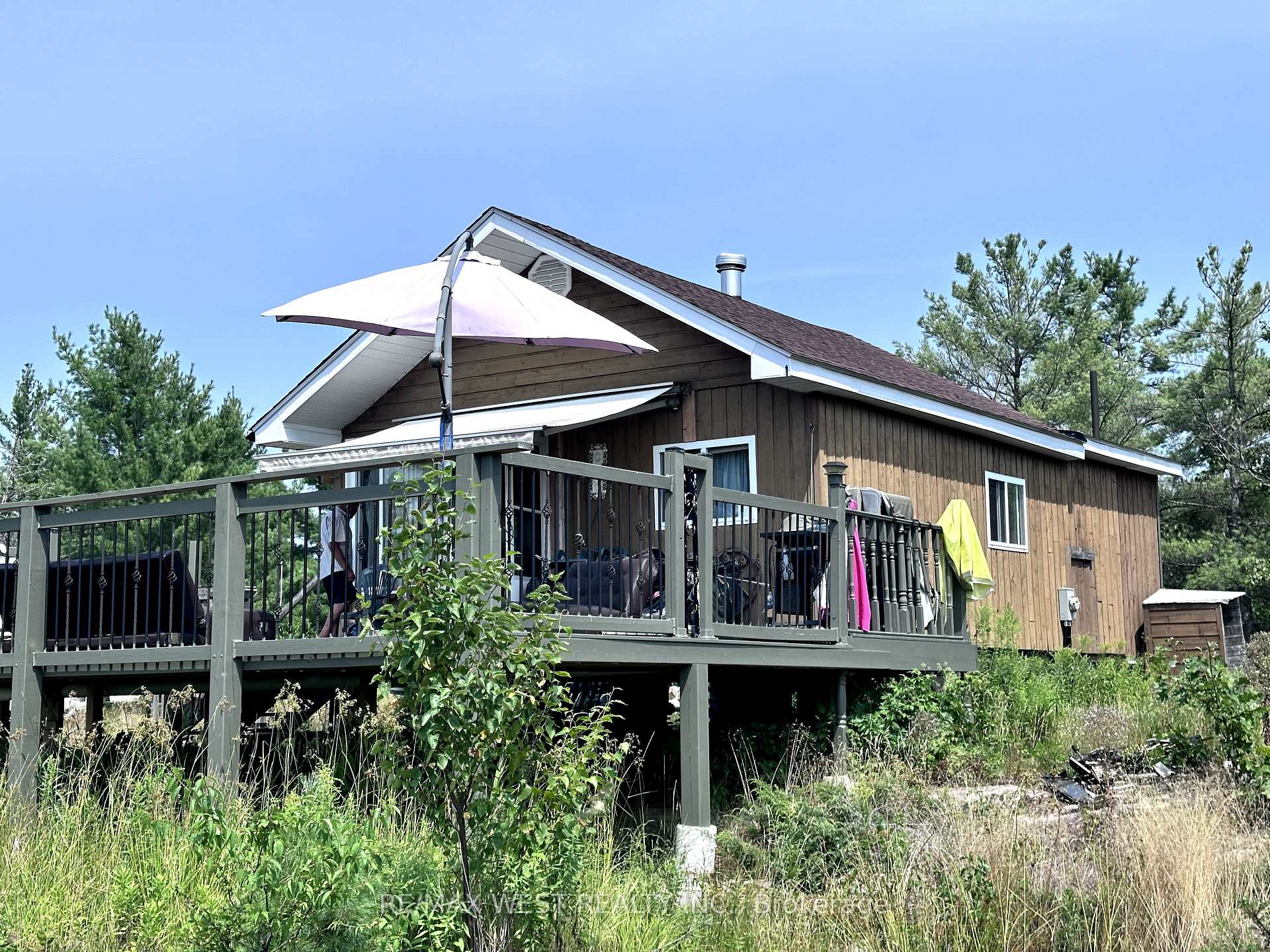 Front of 52 North Shore Road