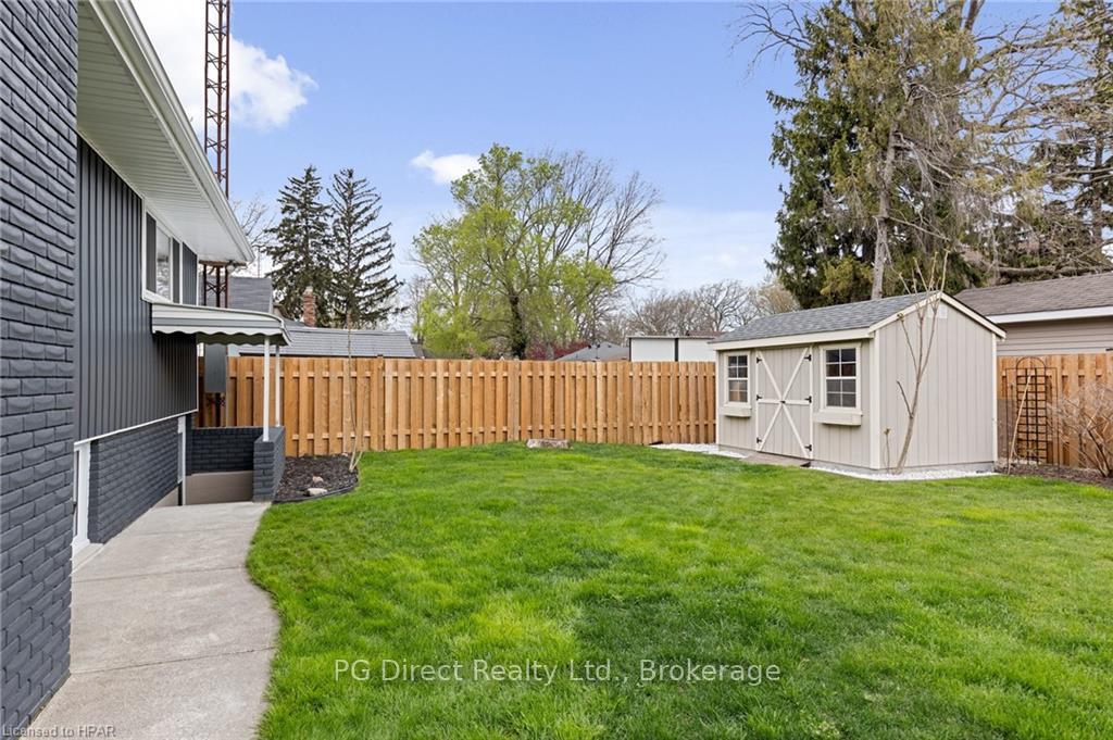 Photo 3 of 12776 Dillon Drive, Tecumseh — HOMEH