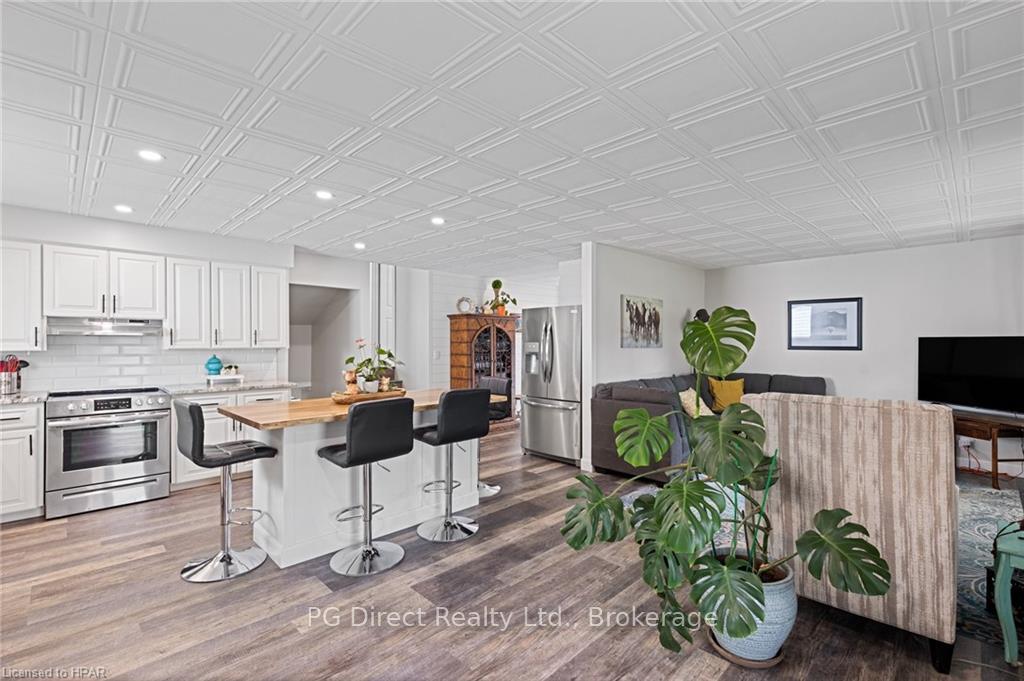 Photo 5 of 12776 Dillon Drive, Tecumseh — HOMEH