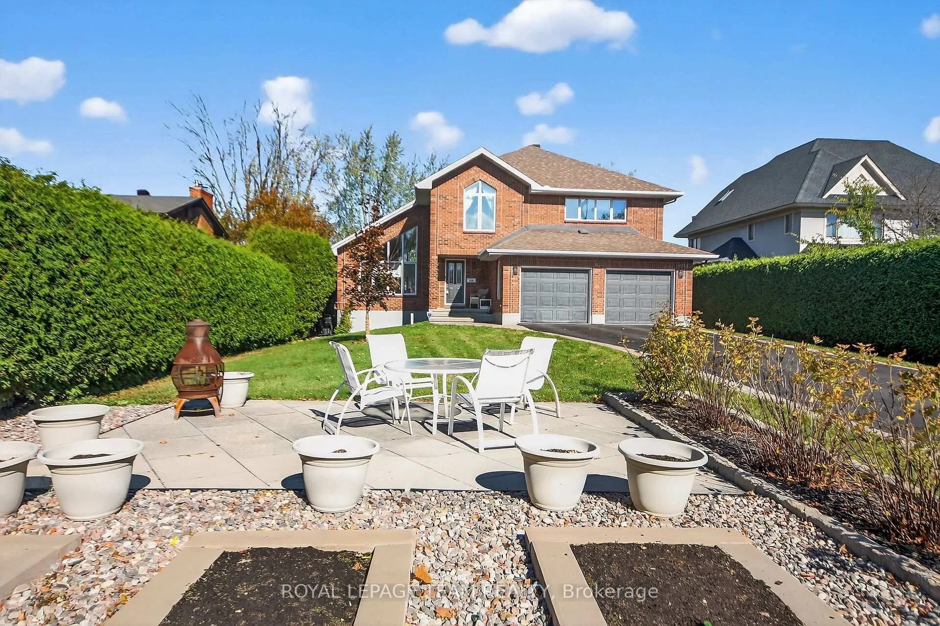 Photo 2 of 259 Grandview Road, Ottawa, Crystal Bay/Rocky Point — HOMEH