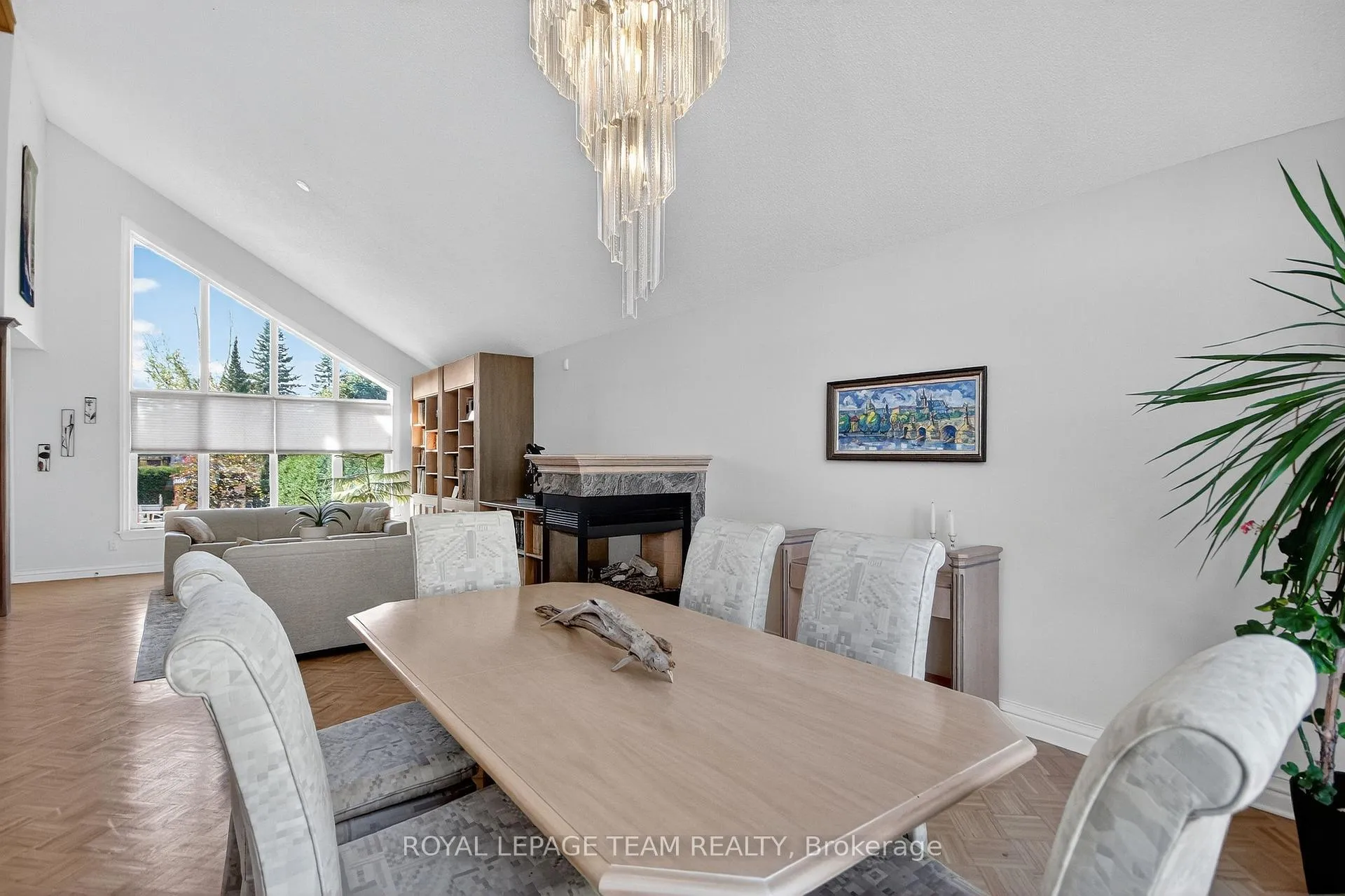 Photo 12 of 259 Grandview Road, Ottawa, Crystal Bay/Rocky Point — HOMEH