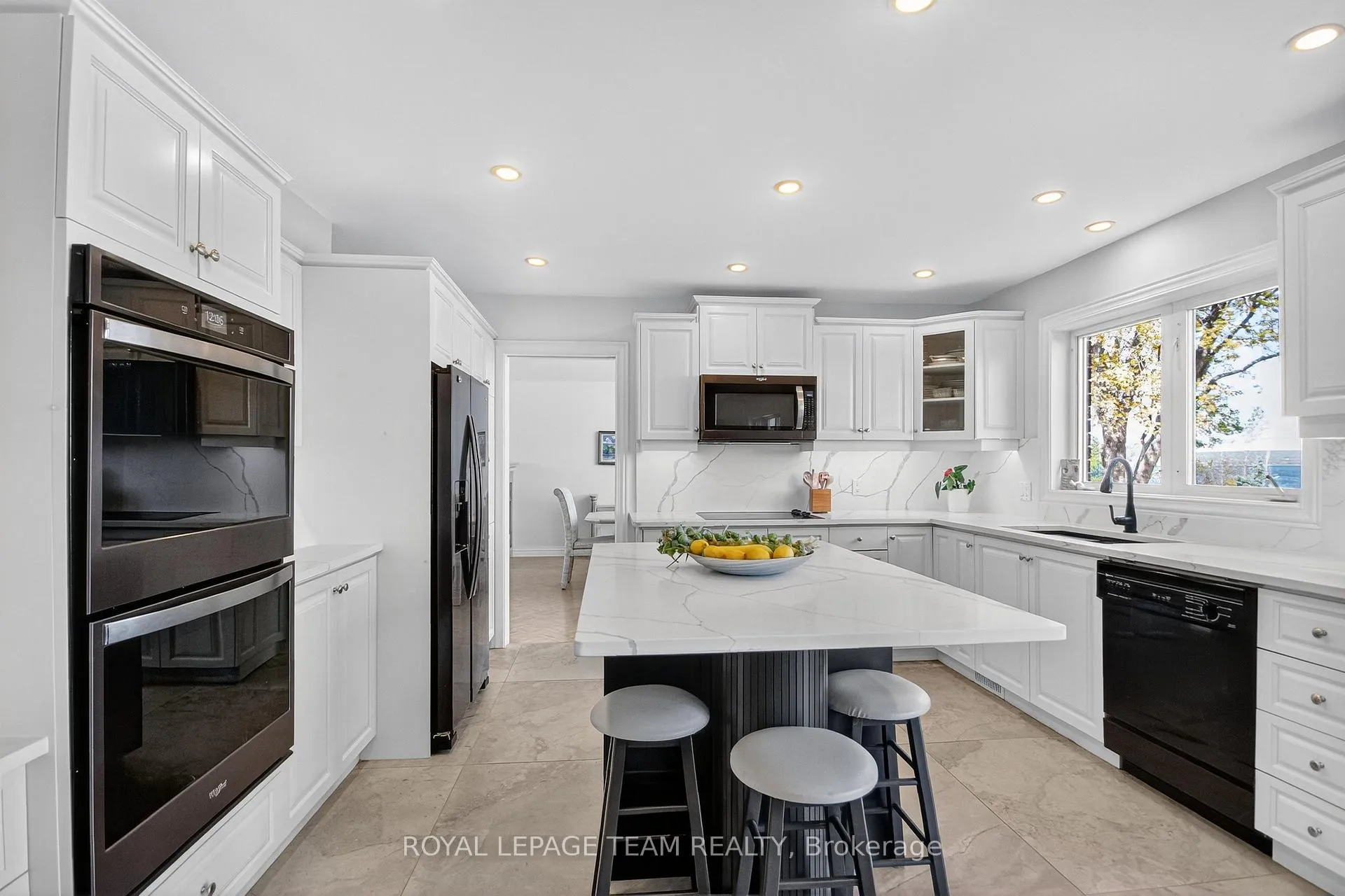 Photo 17 of 259 Grandview Road, Ottawa, Crystal Bay/Rocky Point — HOMEH