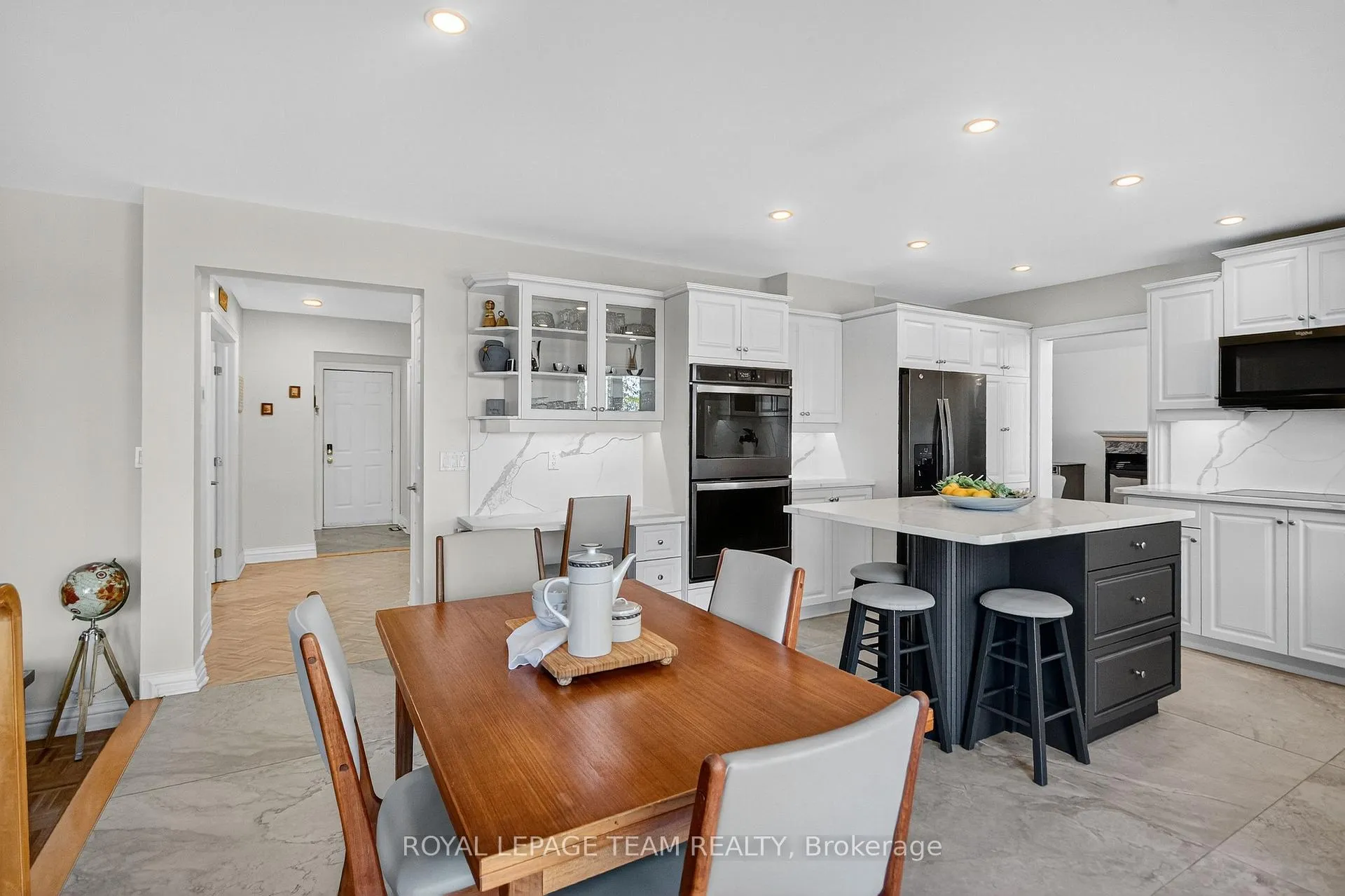 Photo 18 of 259 Grandview Road, Ottawa, Crystal Bay/Rocky Point — HOMEH