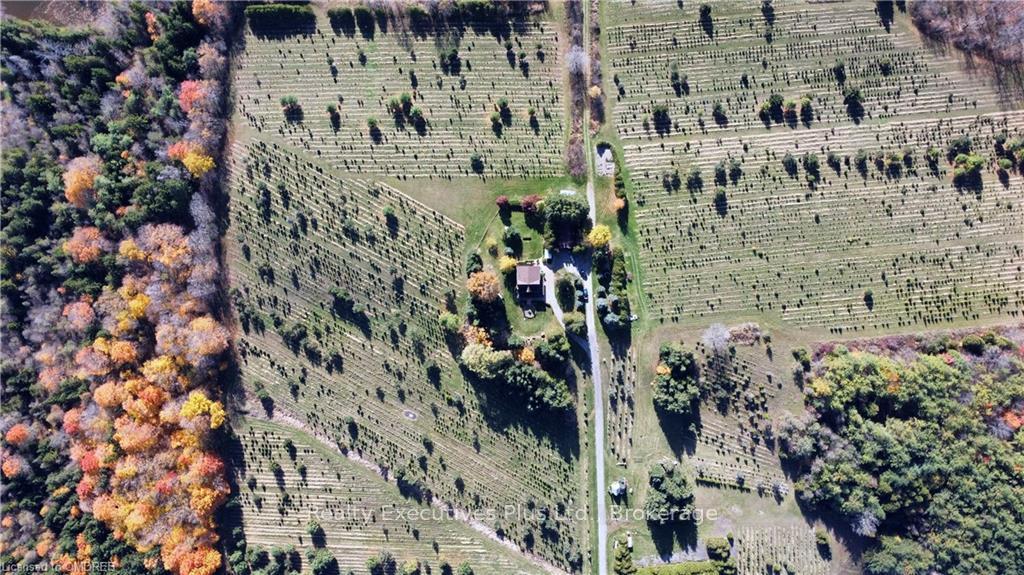 Photo 5 of 1650 6TH Con Rd W, Hamilton, Rural Flamborough — HOMEH