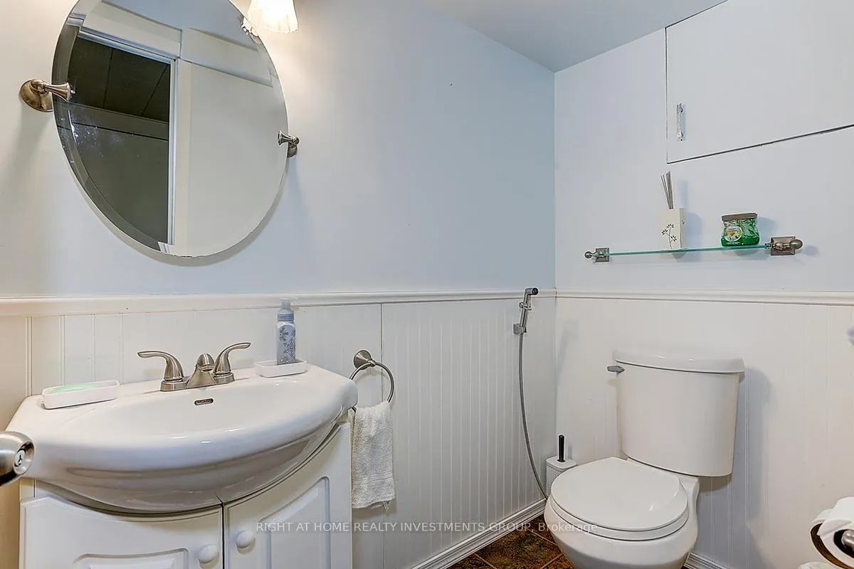 Photo 47 of 143 Springdale Drive, Barrie, Cundles East — HOMEH