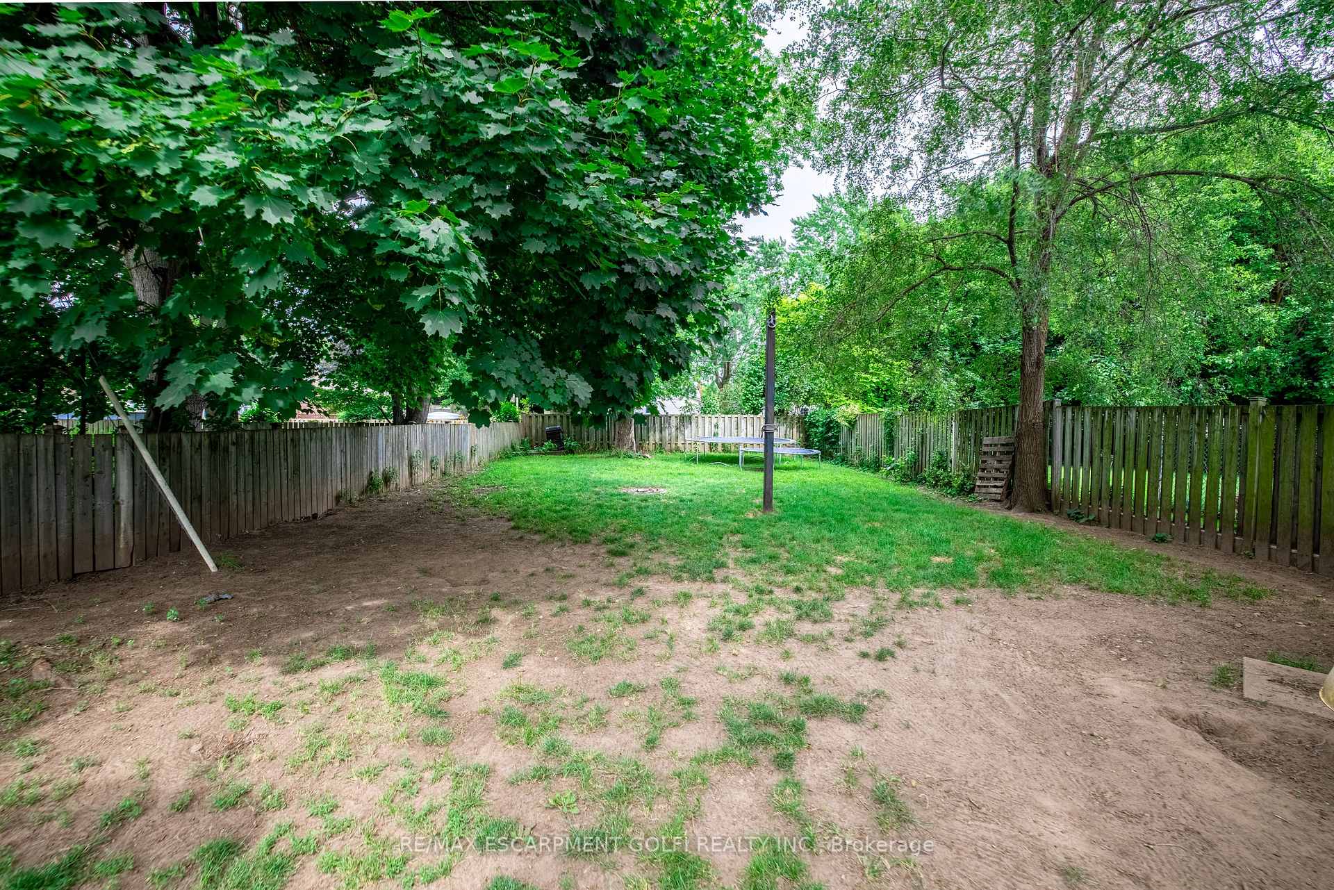 Photo 27 of 44 Haig Street, St. Catharines, Haig — HOMEH