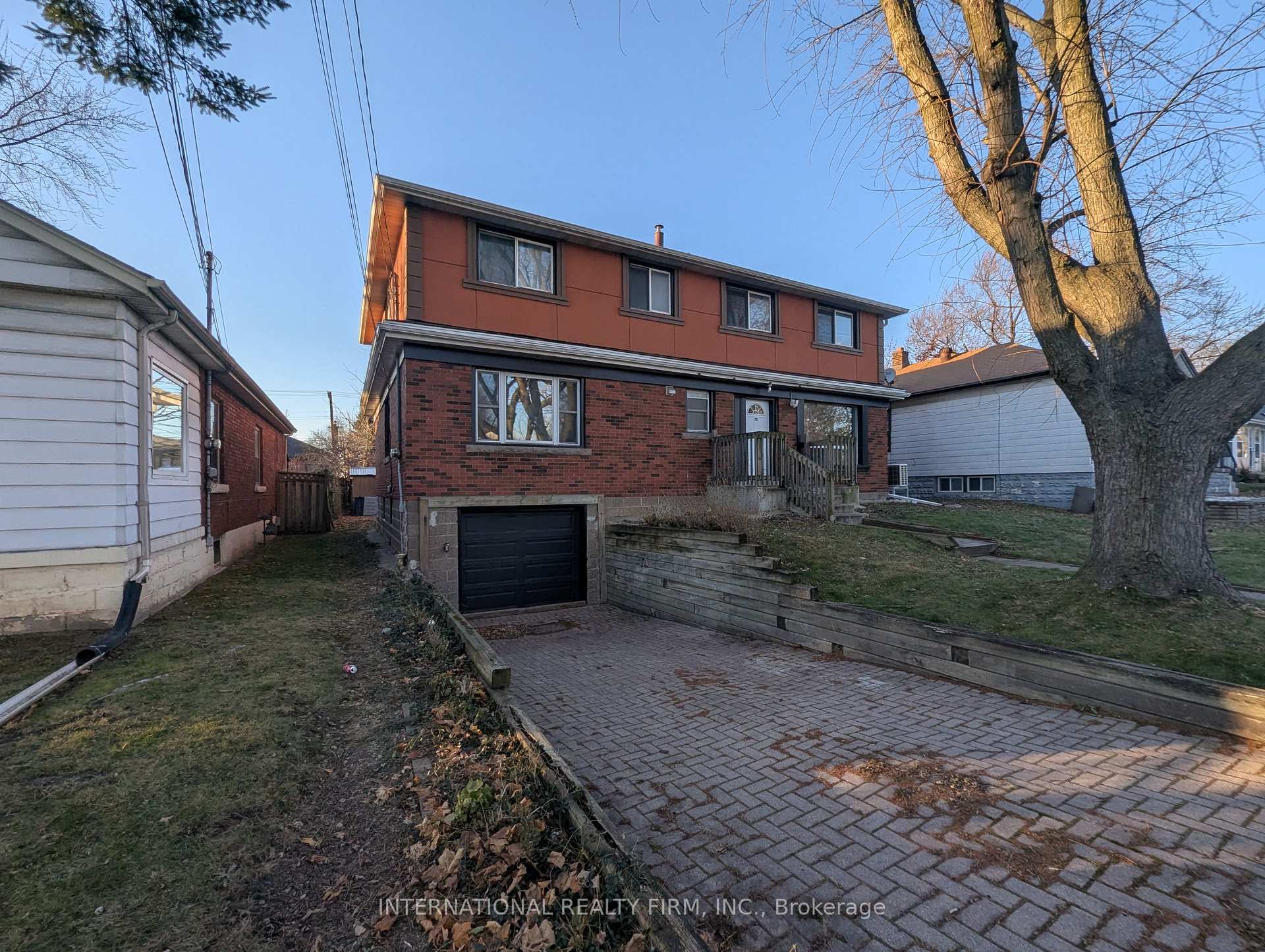 Photo 2 of 76 West 4th Street, Hamilton, Buchanan — HOMEH
