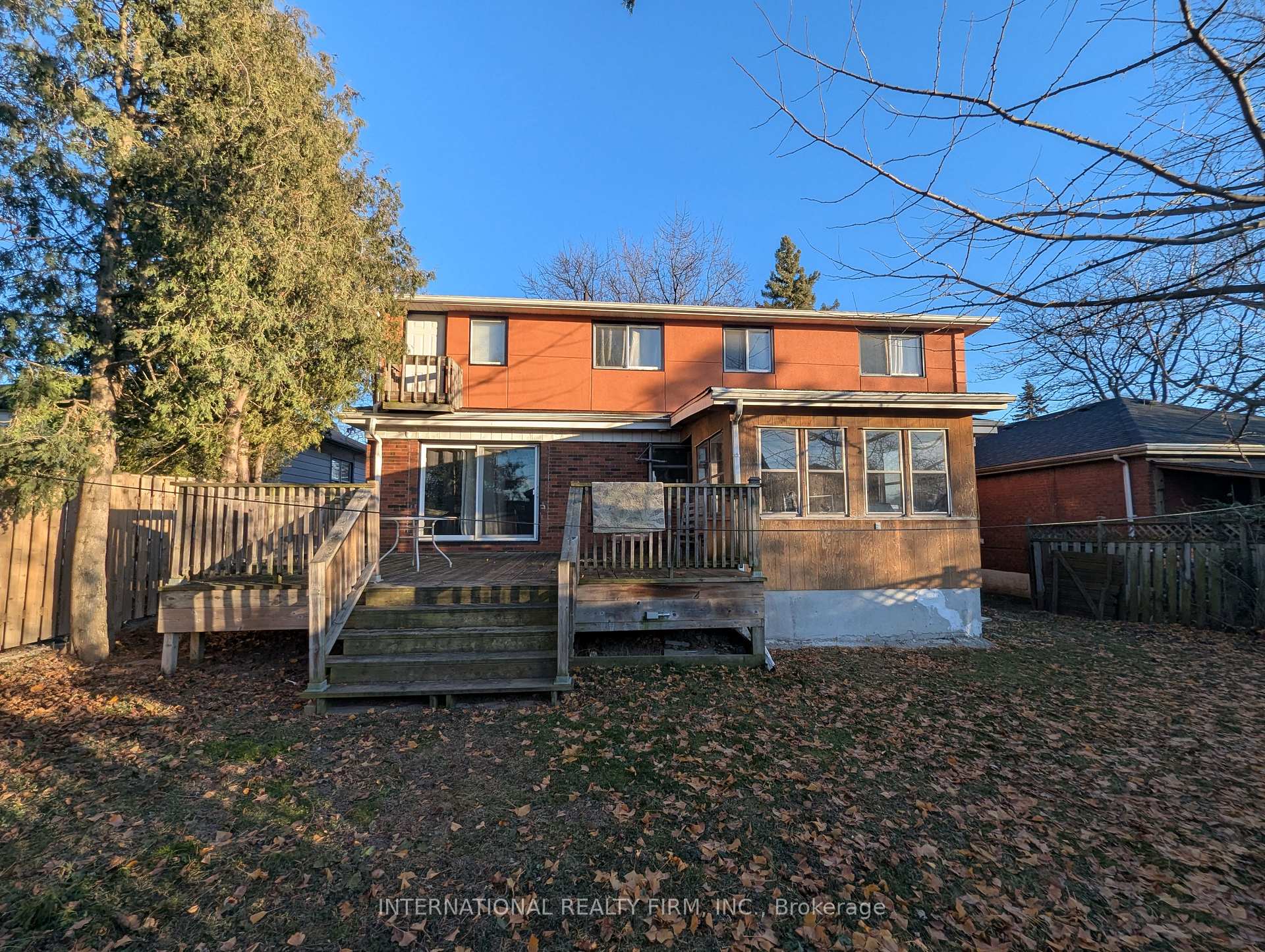 Photo 4 of 76 West 4th Street, Hamilton, Buchanan — HOMEH