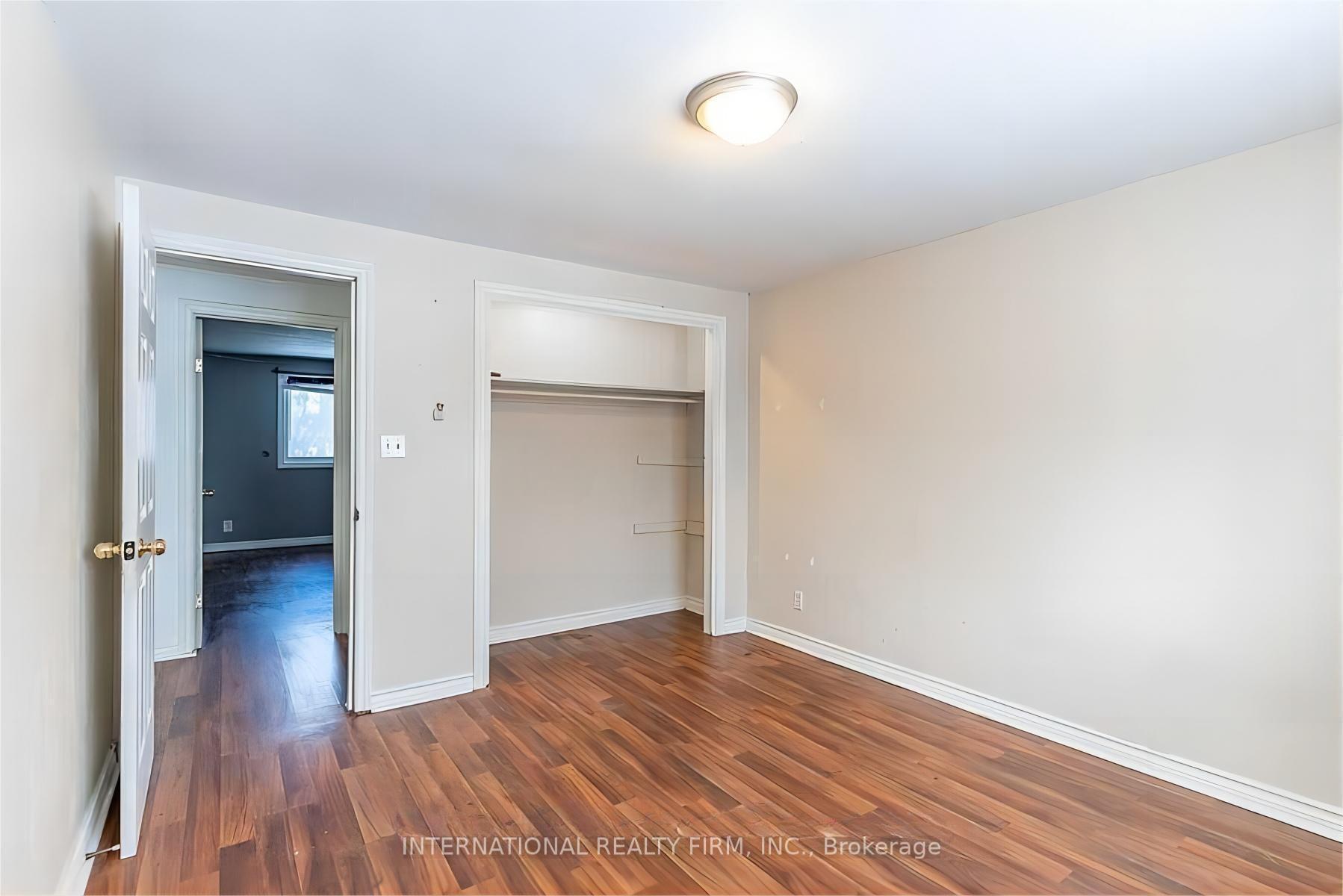 Photo 11 of 76 West 4th Street, Hamilton, Buchanan — HOMEH