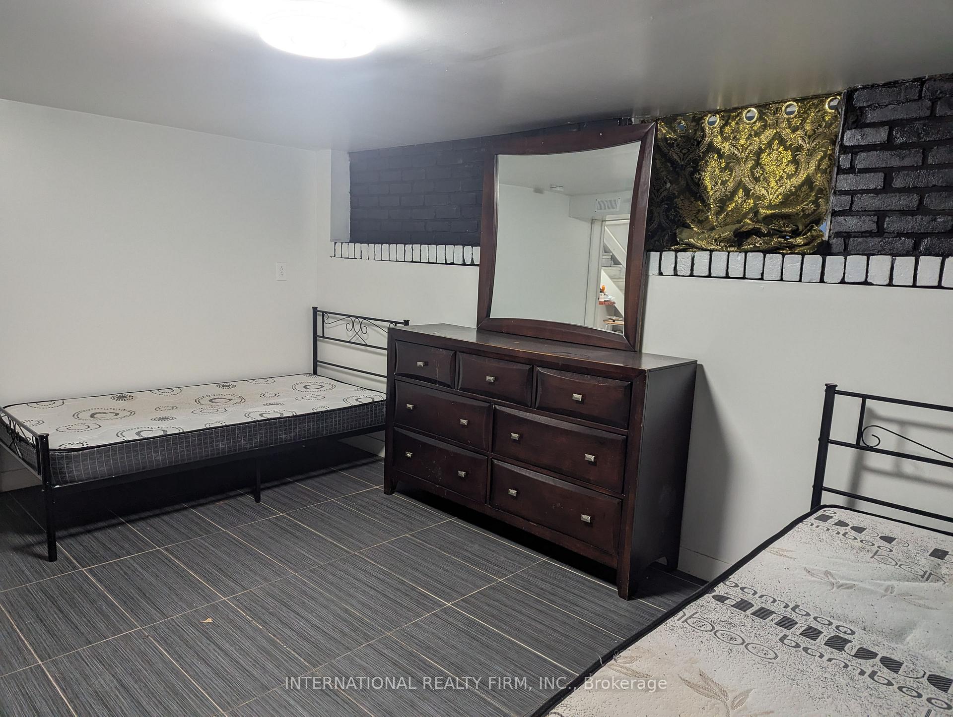 Photo 31 of 76 West 4th Street, Hamilton, Buchanan — HOMEH