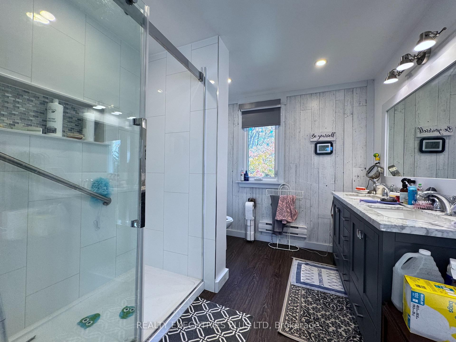 Photo 18 of 1650 6th Con Road W, Hamilton, Rockton — HOMEH