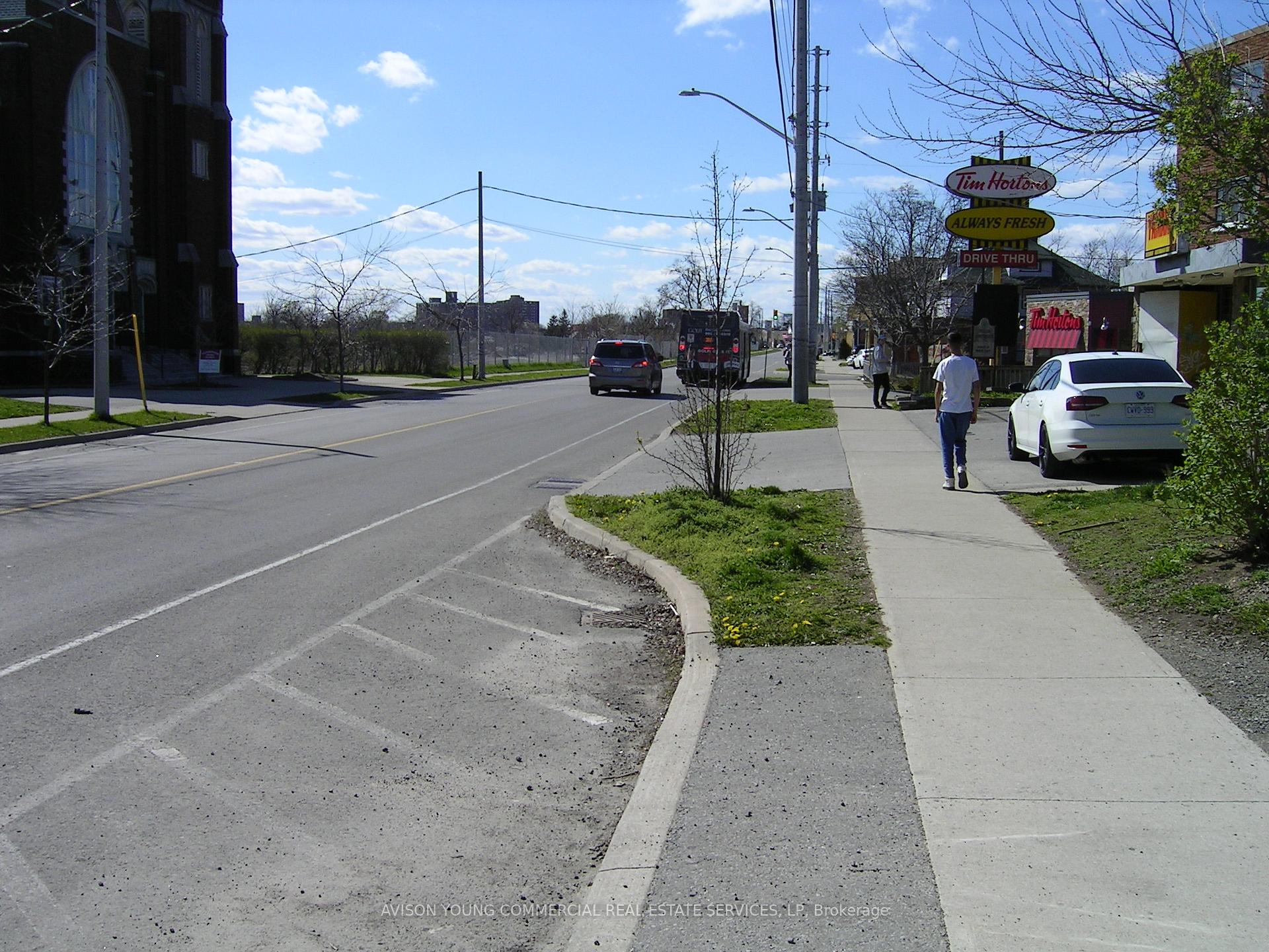 Photo 5 of 189-191 Queenston Street, St. Catharines, E. Chester — HOMEH