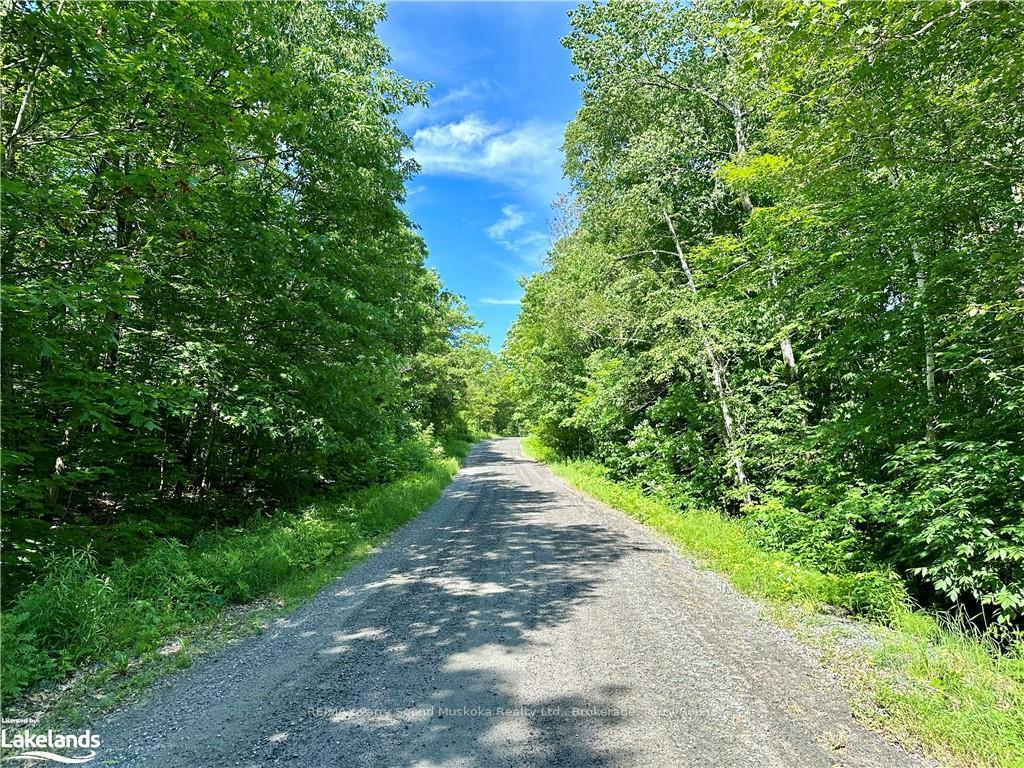 Photo 4 of Frontenac Drive, McKellar — HOMEH
