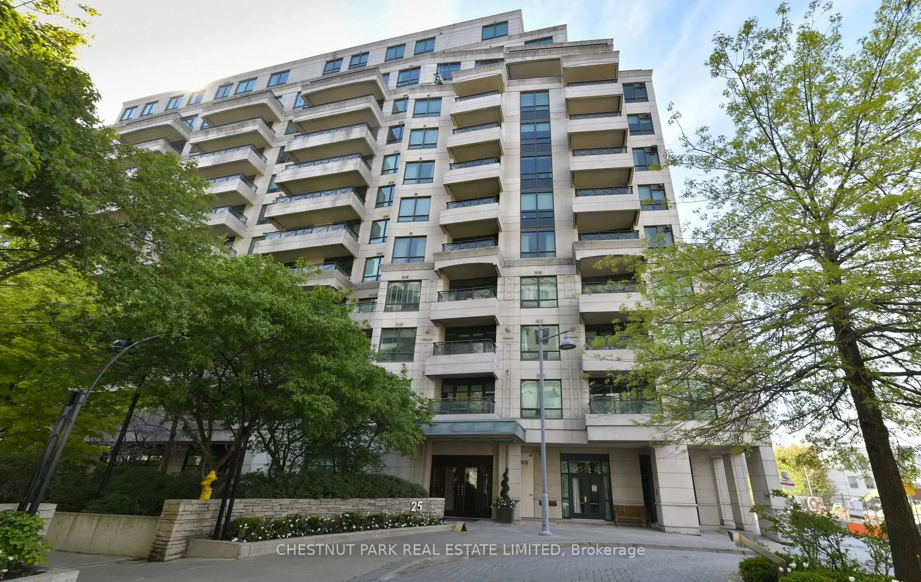 Photo 1 of Unit 404, 25 Scrivener Square, Toronto, Rosedale-Moore Park — HOMEH