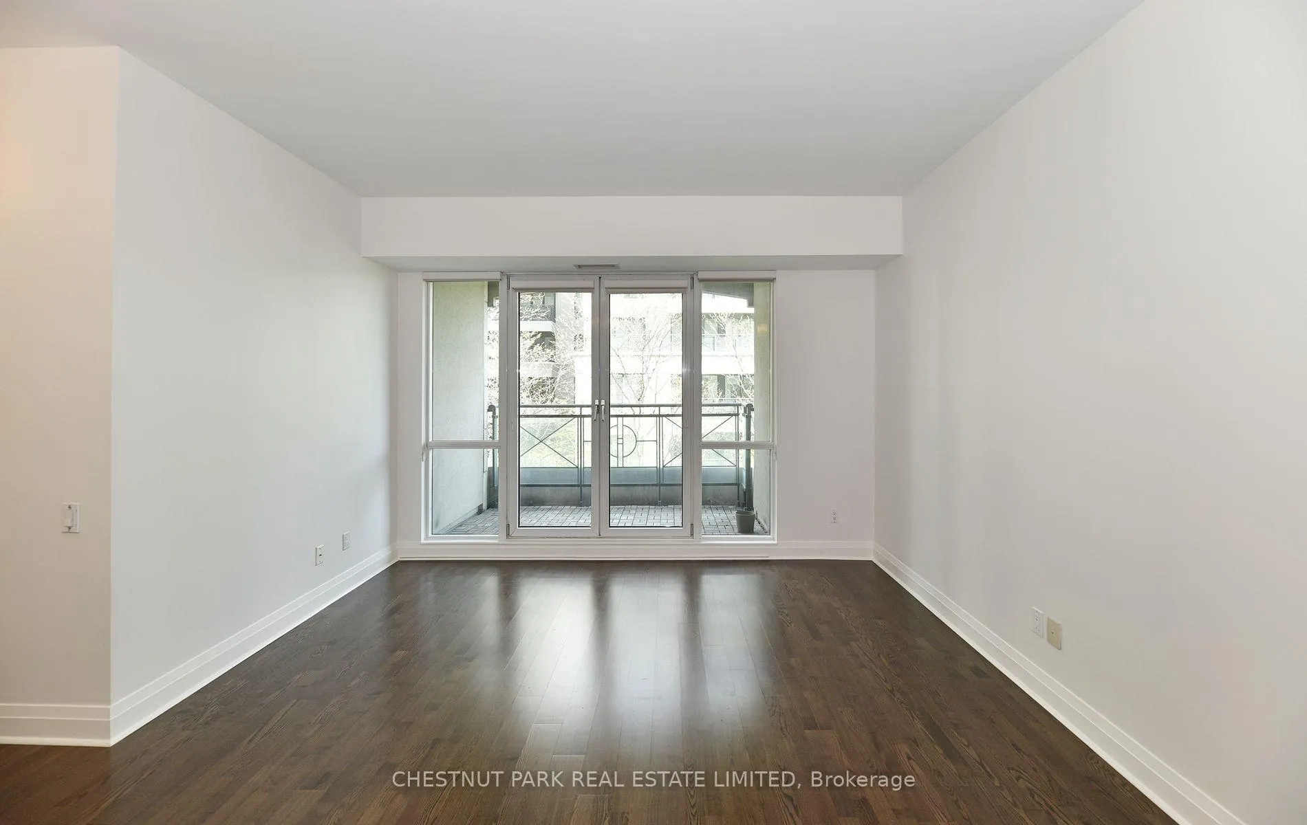 Photo 4 of Unit 404, 25 Scrivener Square, Toronto, Rosedale-Moore Park — HOMEH