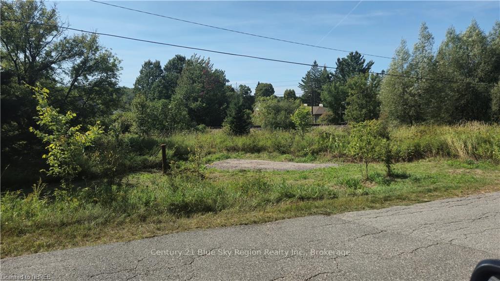 Photo 3 of 125 Big Bend Avenue S, Powassan — HOMEH