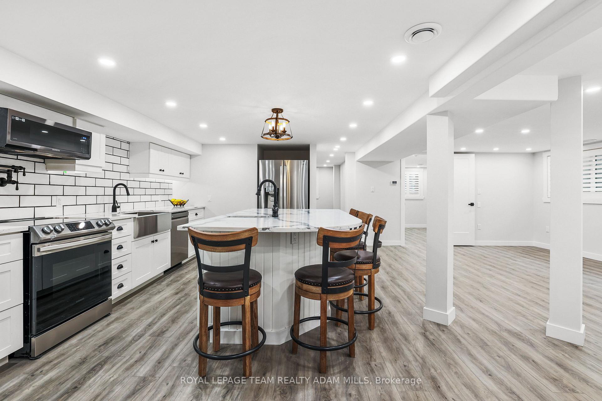 Photo 7 of 1584 Maxime Street, Ottawa, Pineview — HOMEH