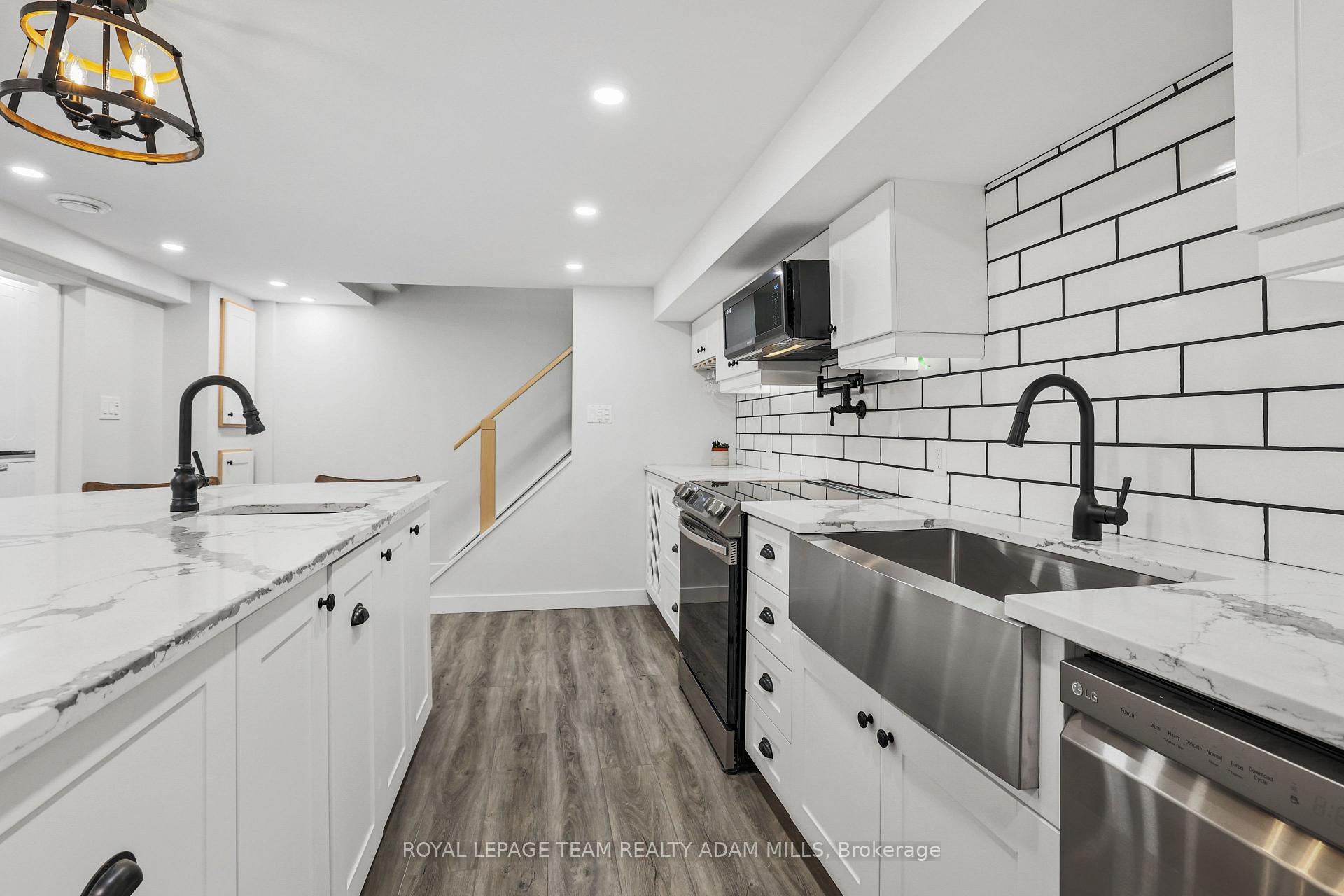 Photo 8 of 1584 Maxime Street, Ottawa, Pineview — HOMEH
