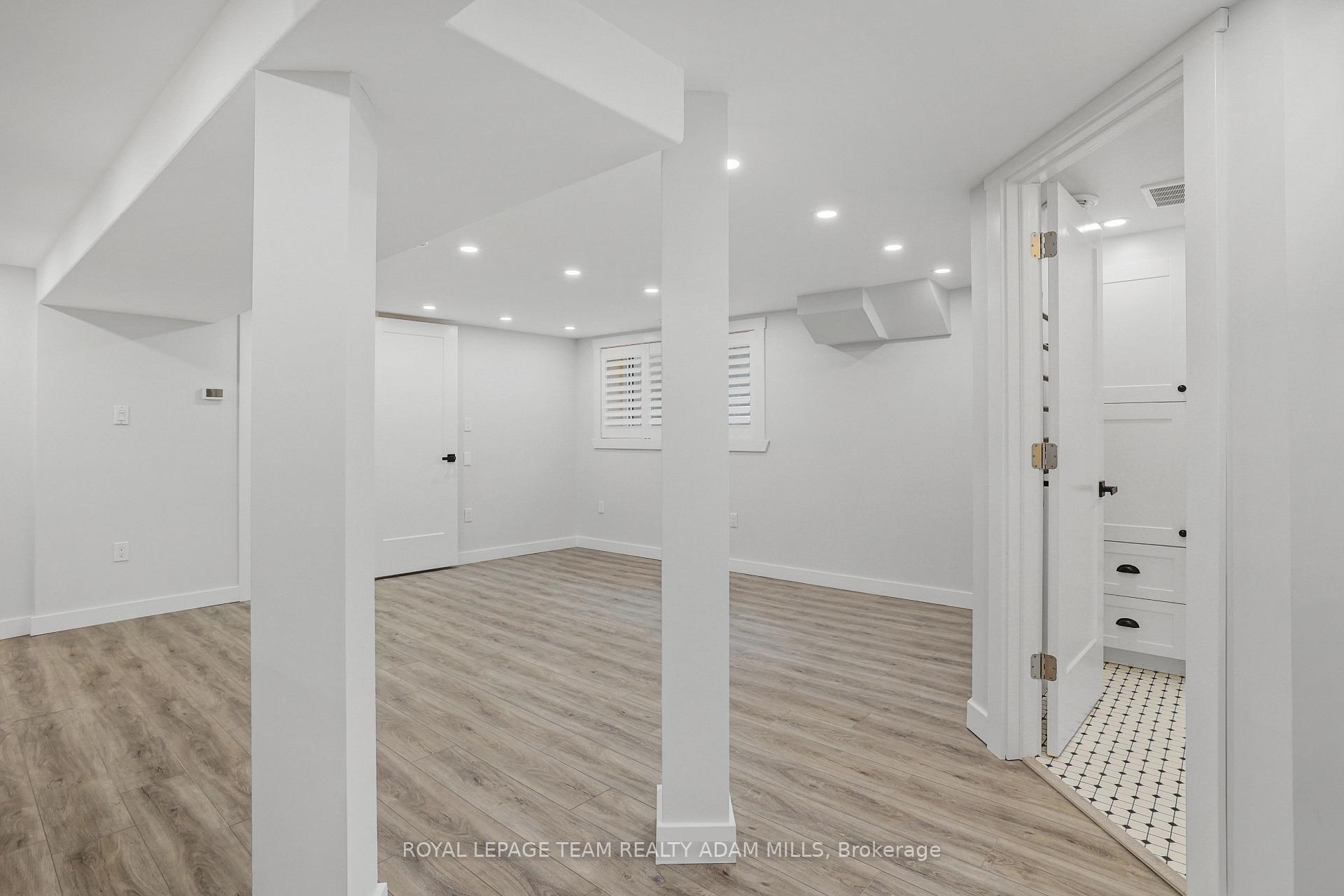 Photo 11 of 1584 Maxime Street, Ottawa, Pineview — HOMEH