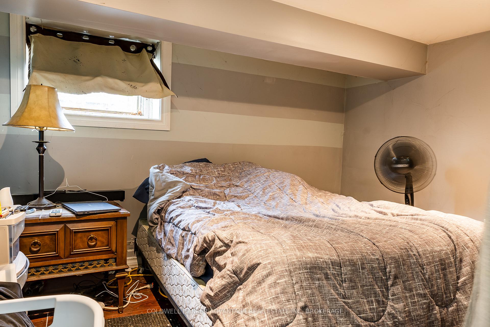 Photo 13 of 54 Lloyd Street, St. Catharines, Western Hill — HOMEH