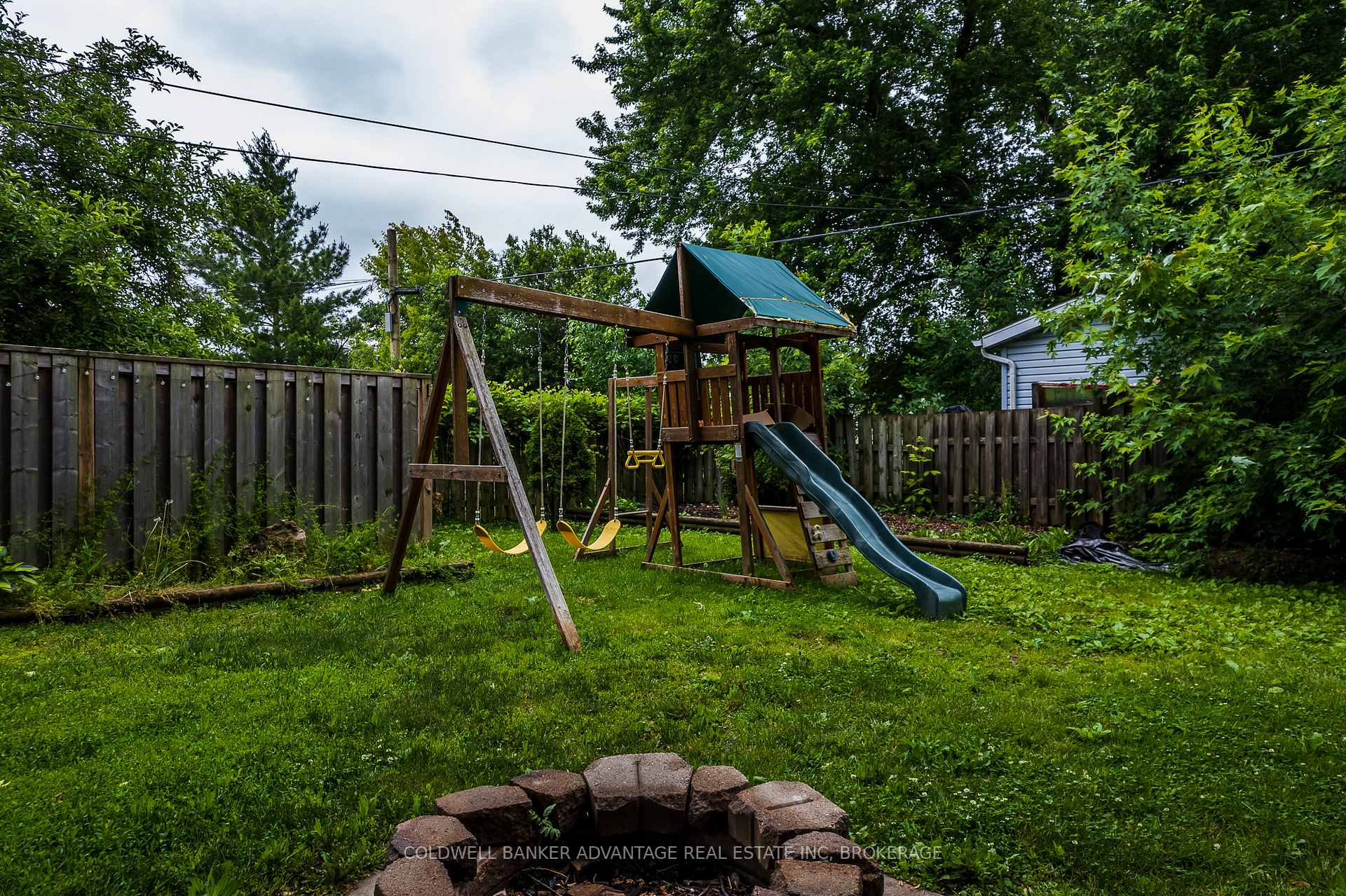 Photo 18 of 54 Lloyd Street, St. Catharines, Western Hill — HOMEH