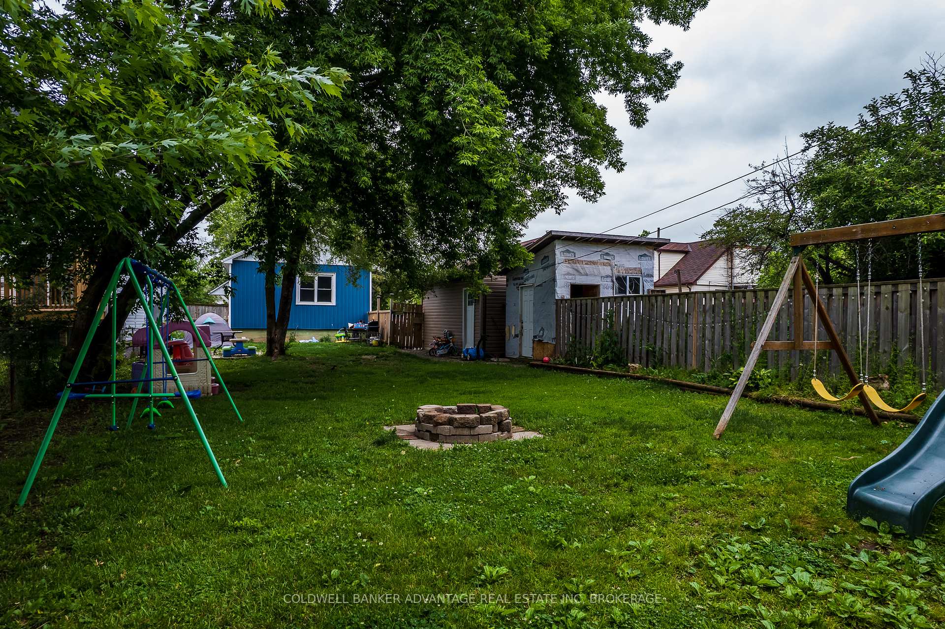 Photo 20 of 54 Lloyd Street, St. Catharines, Western Hill — HOMEH