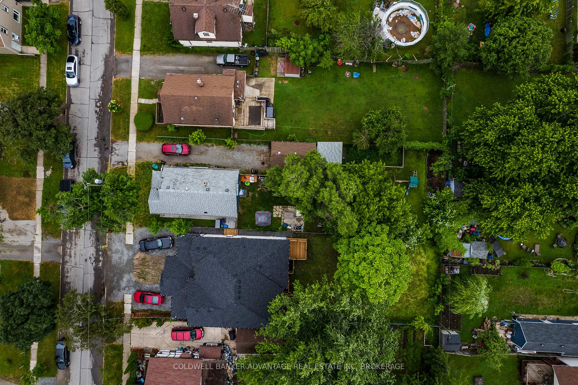 Photo 22 of 54 Lloyd Street, St. Catharines, Western Hill — HOMEH