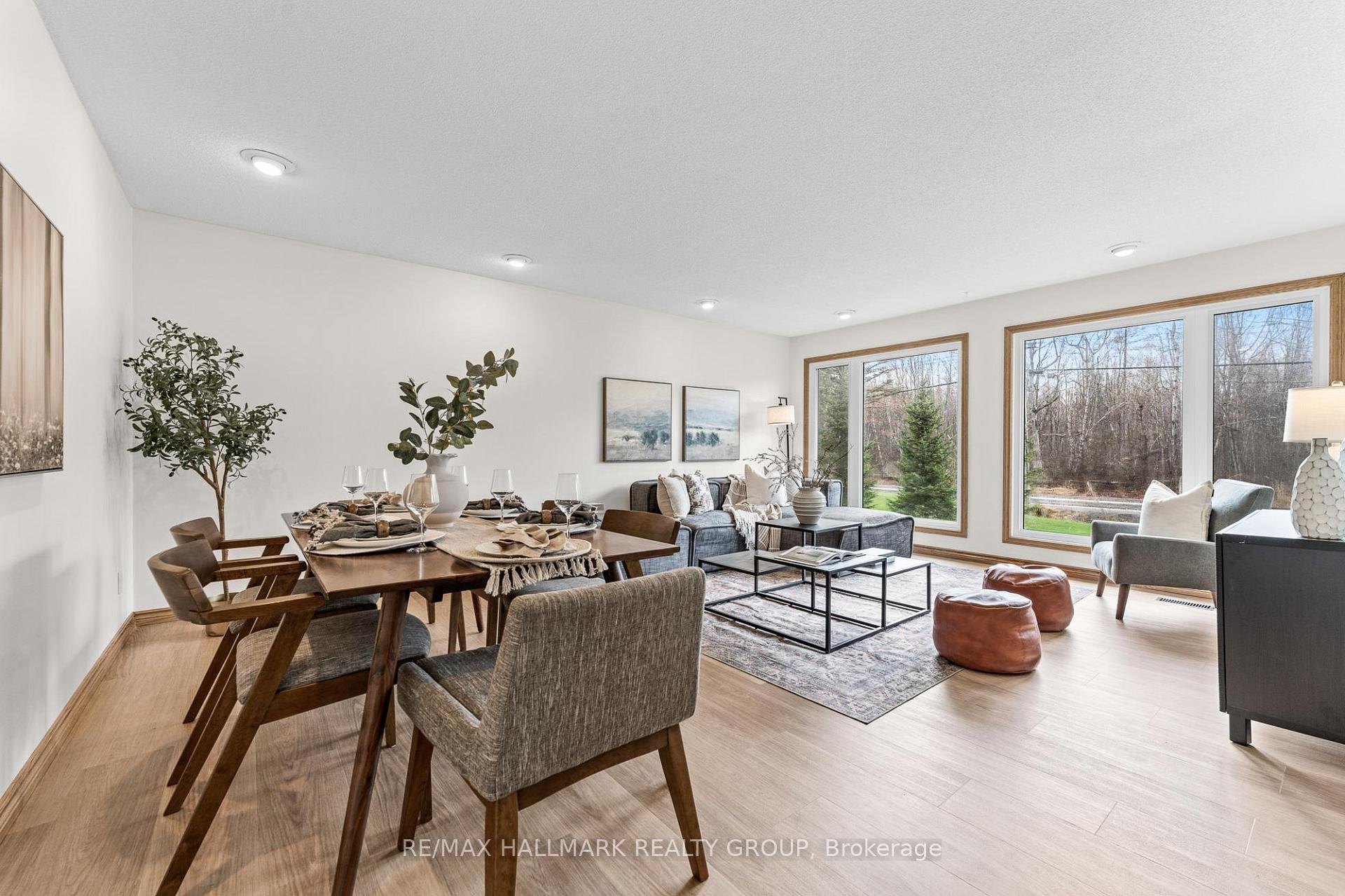 Photo 6 of 4369 Farmers Way, Ottawa, Carlsbad Springs — HOMEH