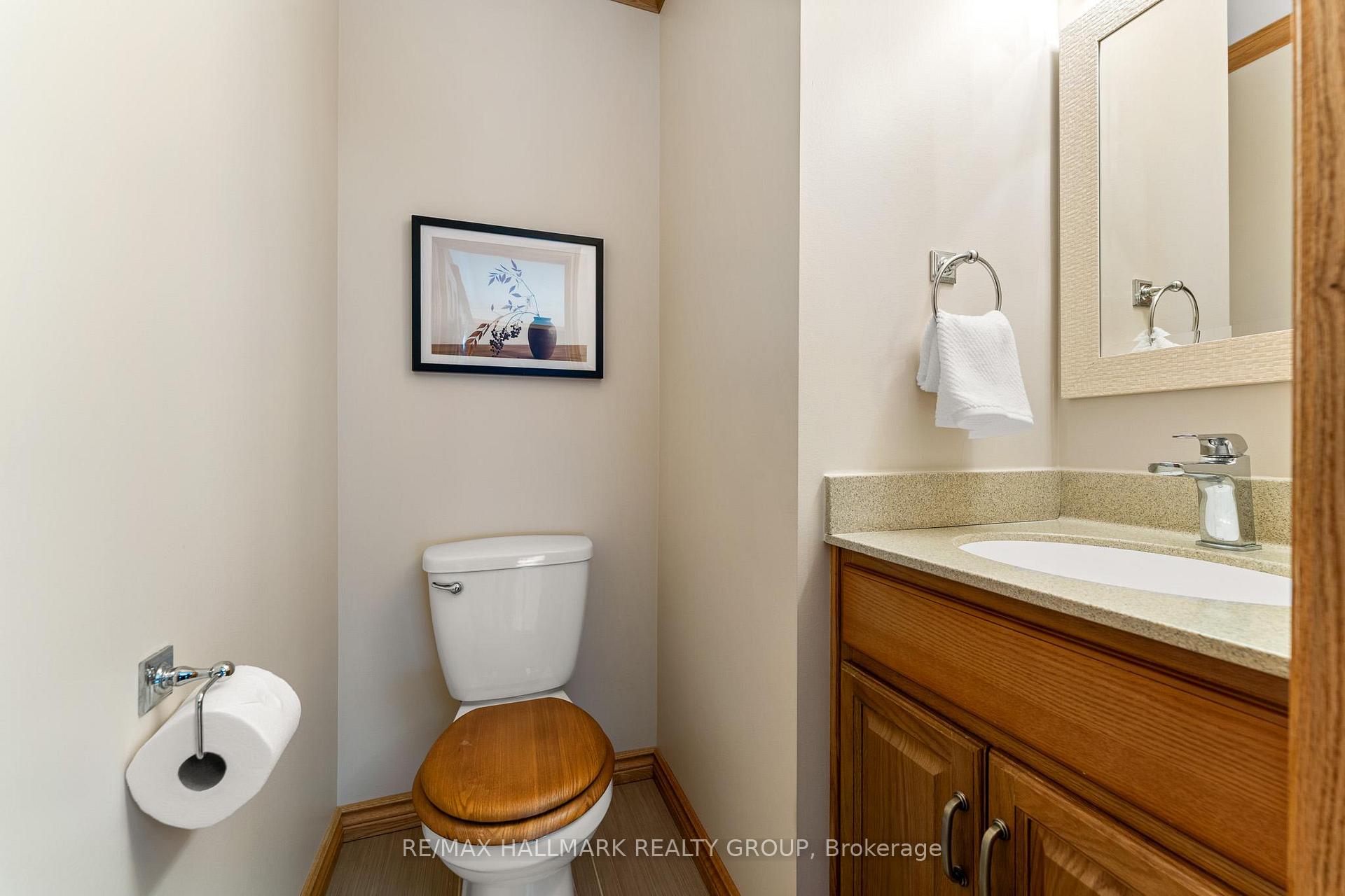 Photo 16 of 4369 Farmers Way, Ottawa, Carlsbad Springs — HOMEH