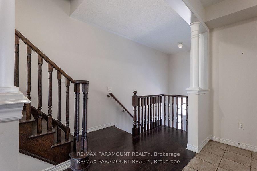 Photo 11 of 162 Davenfield Circle, Brampton, Bram East — HOMEH