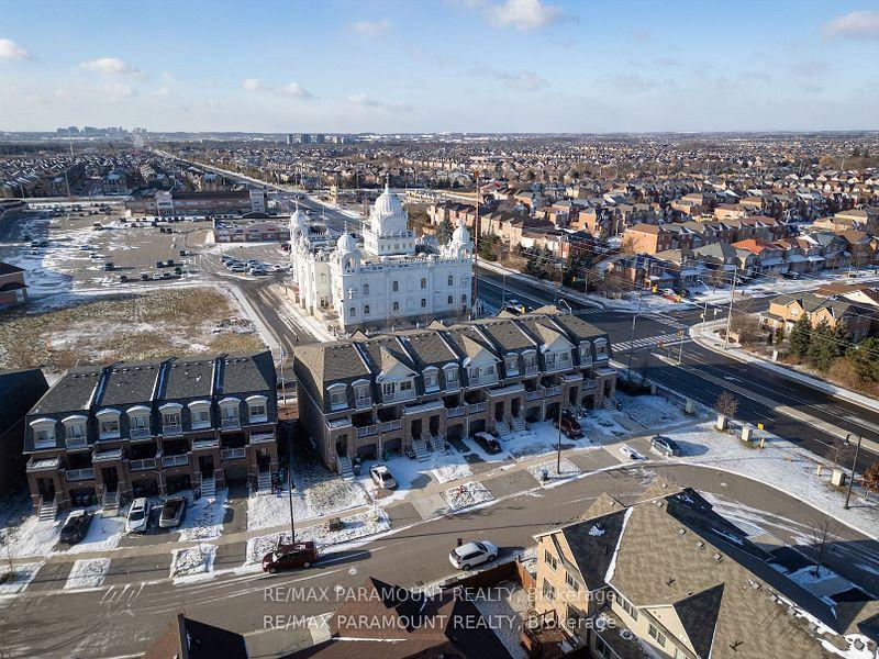 Photo 35 of 162 Davenfield Circle, Brampton, Bram East — HOMEH