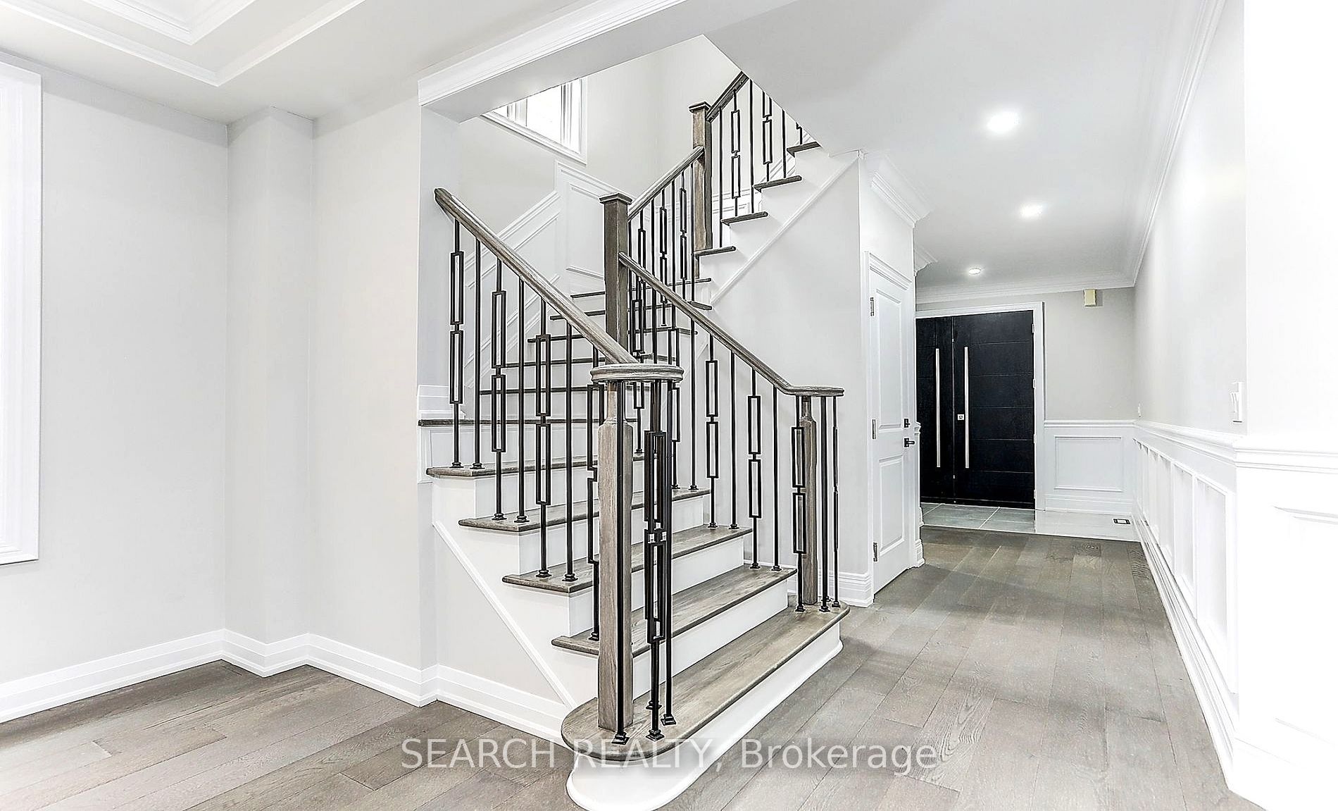 Photo 4 of 79 Durango Drive, Brampton, Credit Valley — HOMEH