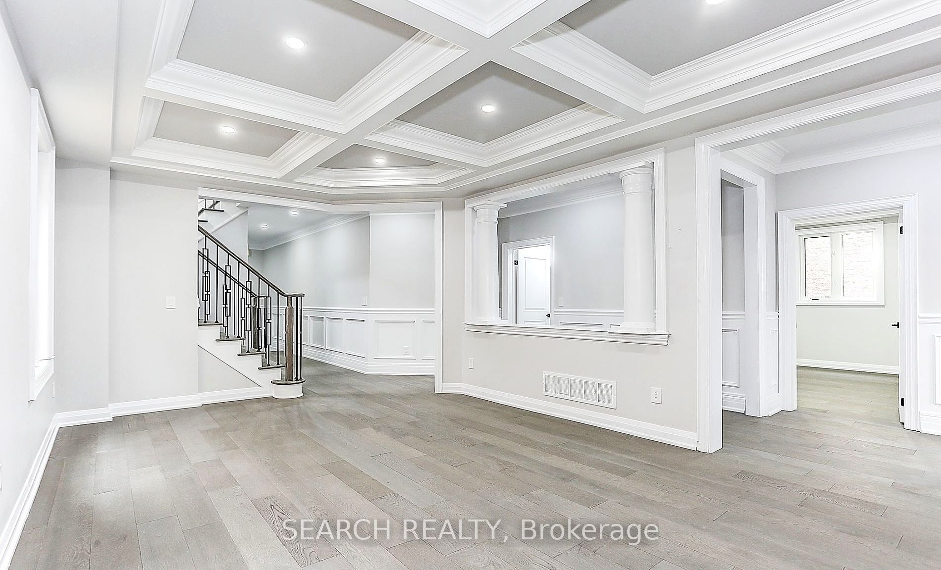 Photo 5 of 79 Durango Drive, Brampton, Credit Valley — HOMEH