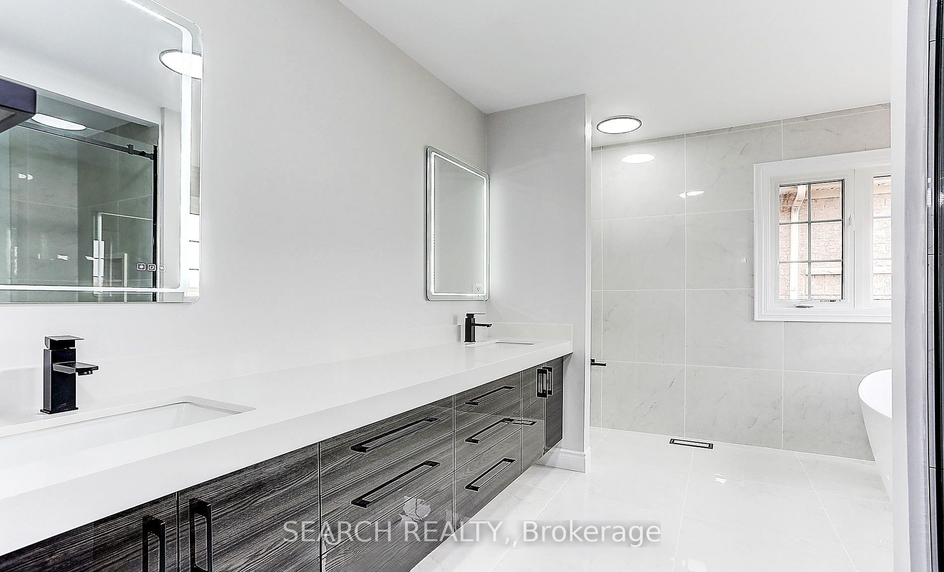 Photo 23 of 79 Durango Drive, Brampton, Credit Valley — HOMEH