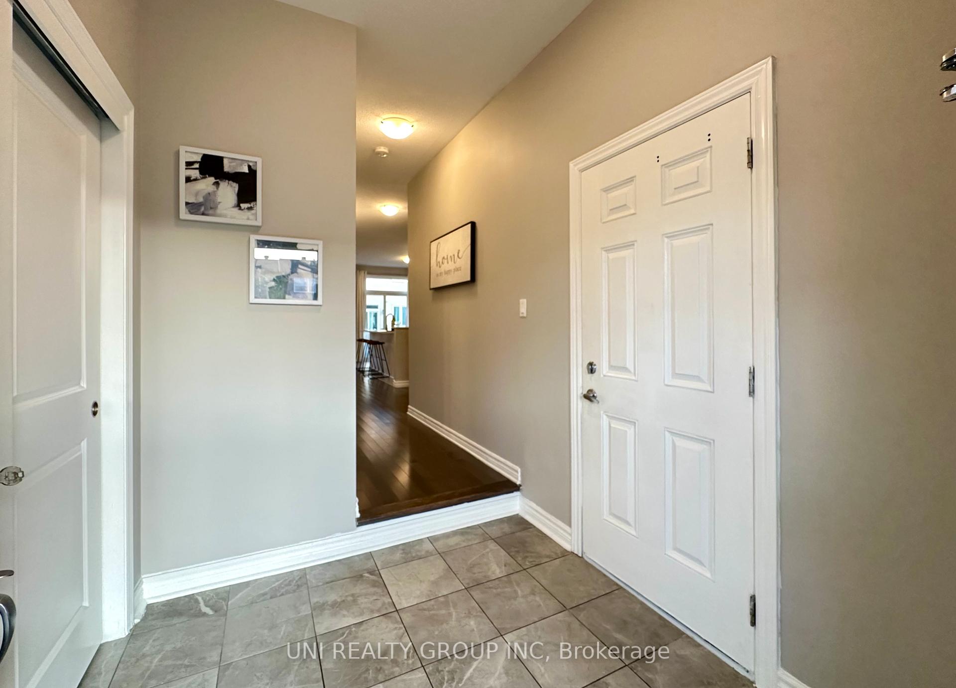 Photo 17 of 2468 Waterlilly Way, Ottawa, Barrhaven - Heritage Park — HOMEH