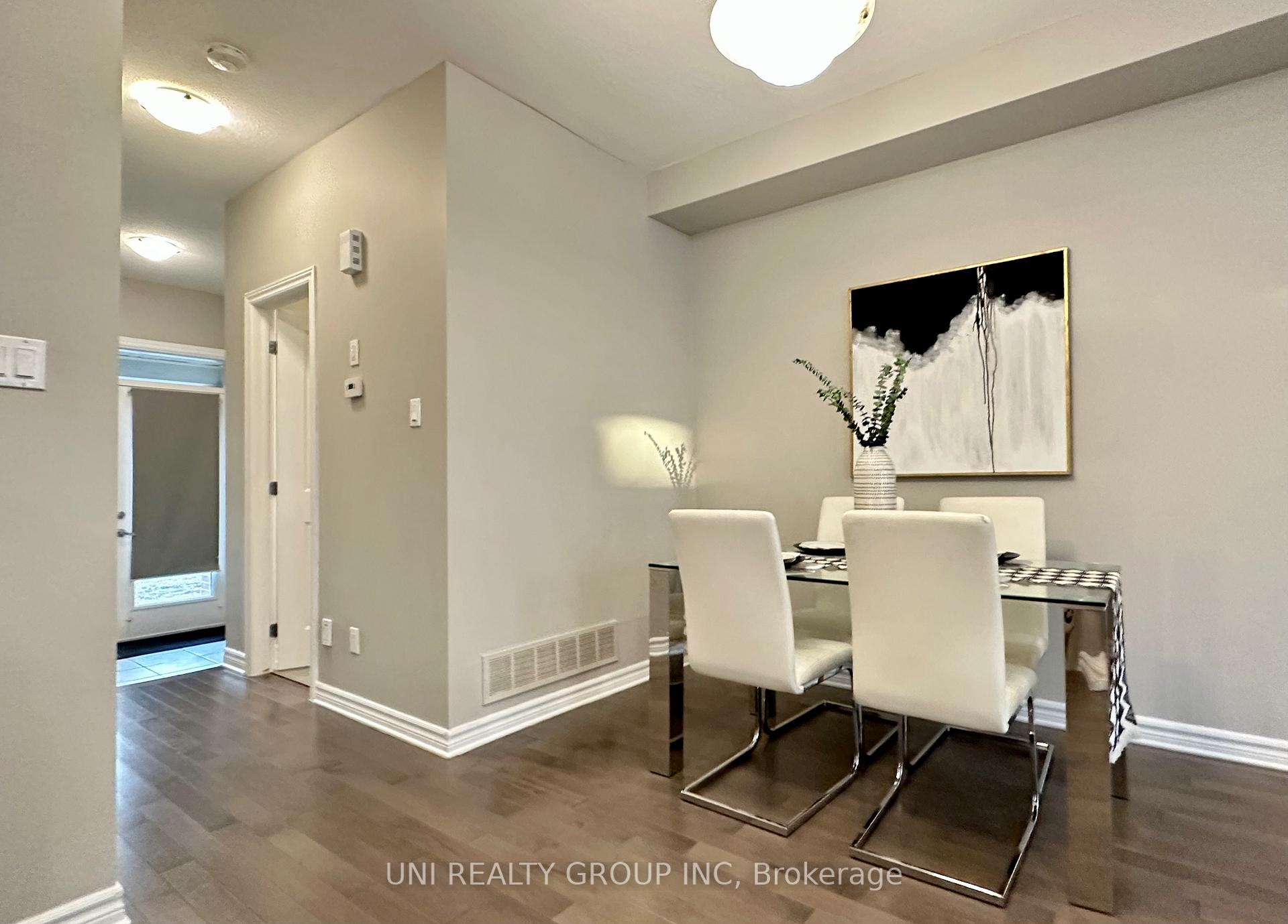 Photo 3 of 2468 Waterlilly Way, Ottawa, Barrhaven - Heritage Park — HOMEH